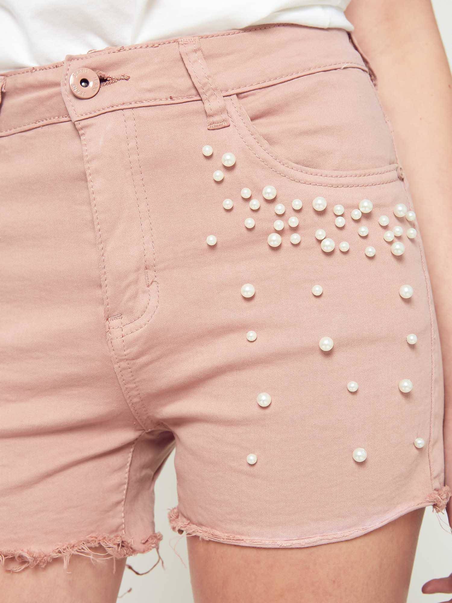 Shorts with pearls powder pink