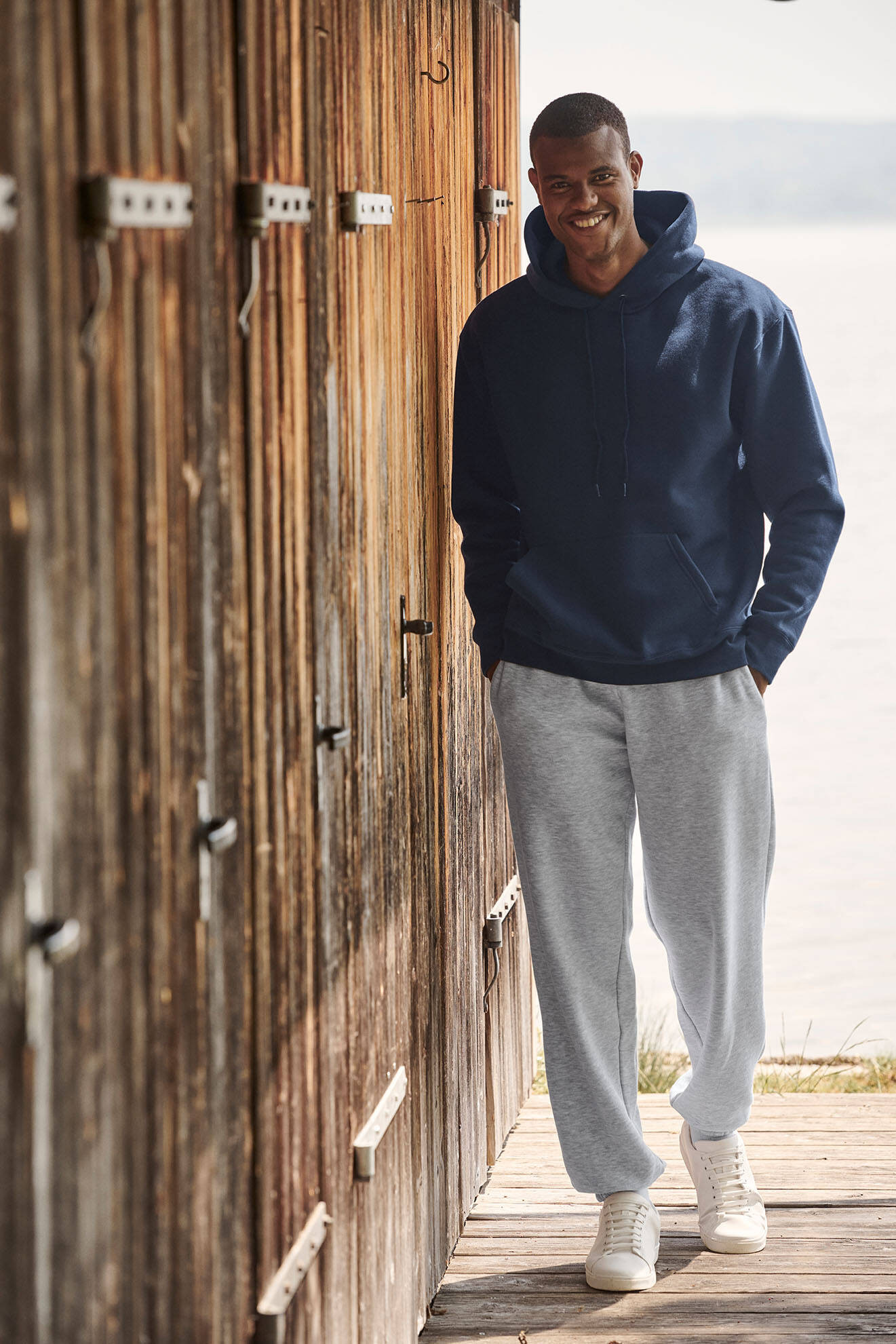 Granatowa bluza męska z kapturem Hooded Sweat Fruit of the Loom