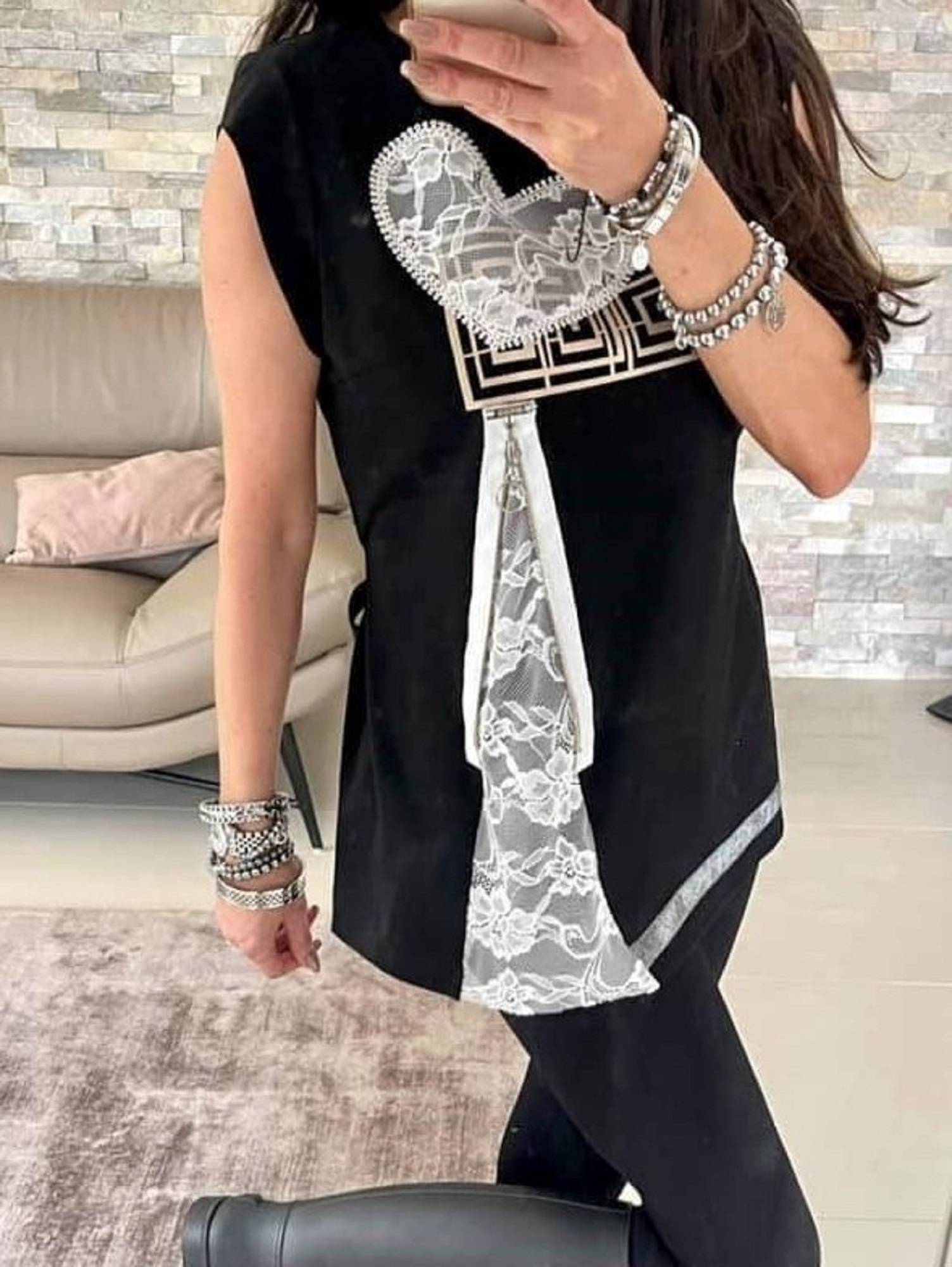Levně Black blouse with print zipper lace By o la la
