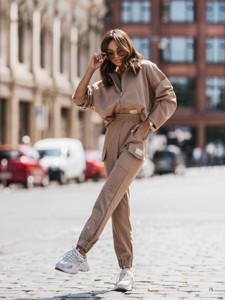 Beige loose jacket with zipper Cocomore