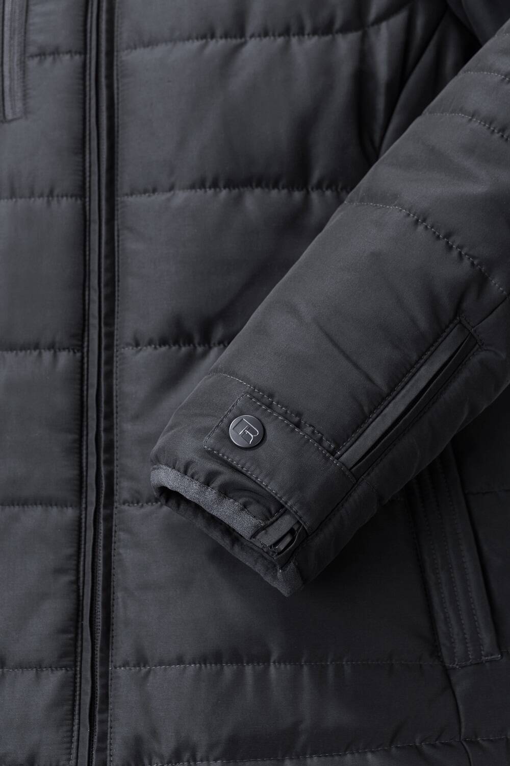 Men&#039;s Black Cross Jacket Russell