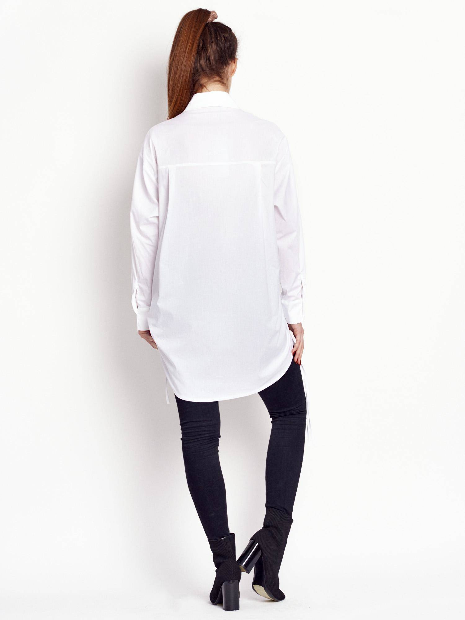 White oversize shirt drawstringed sides LeMonada