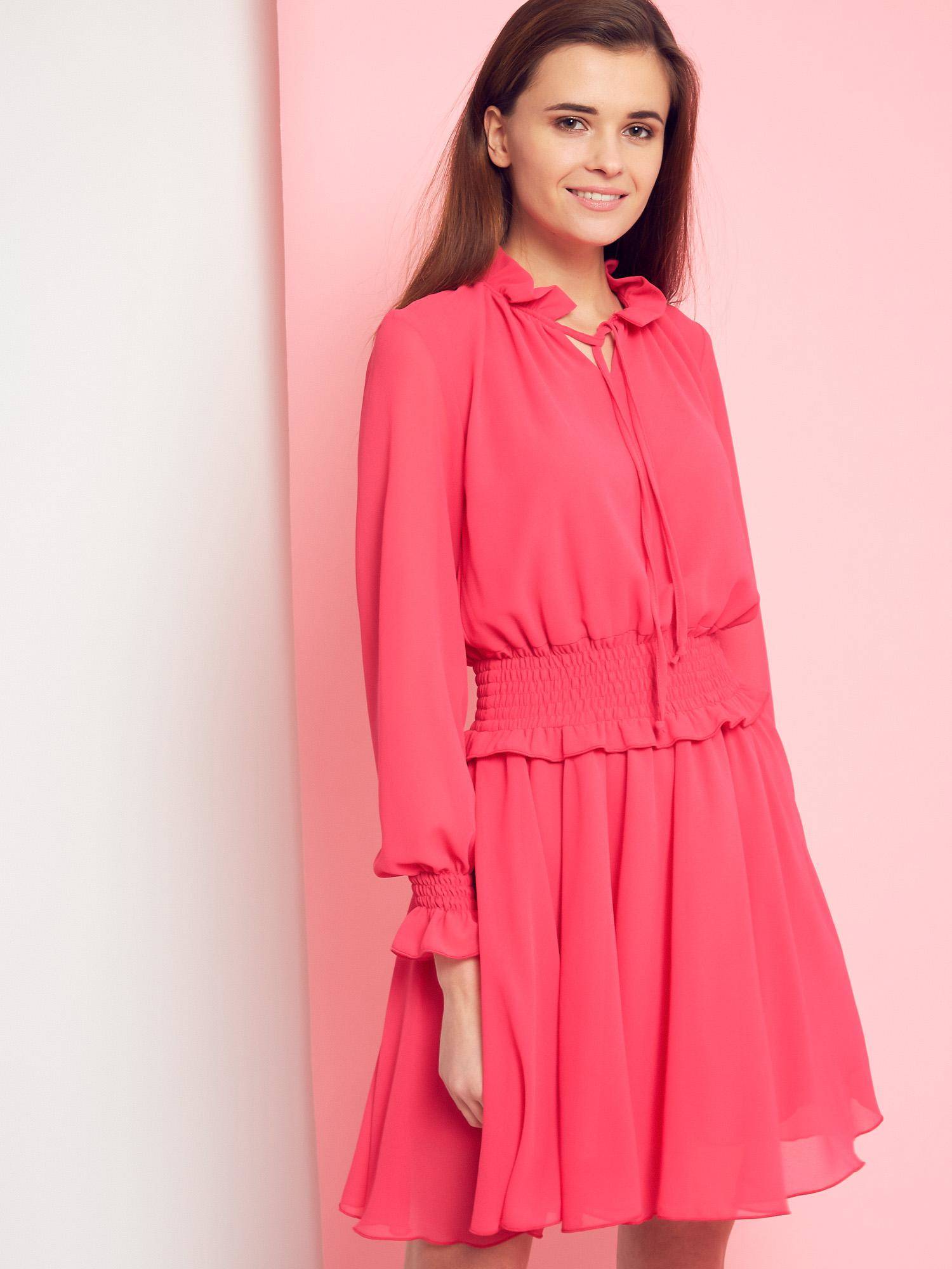 Levně Dress with a tie under the neck Cocomore Boutiqe pink