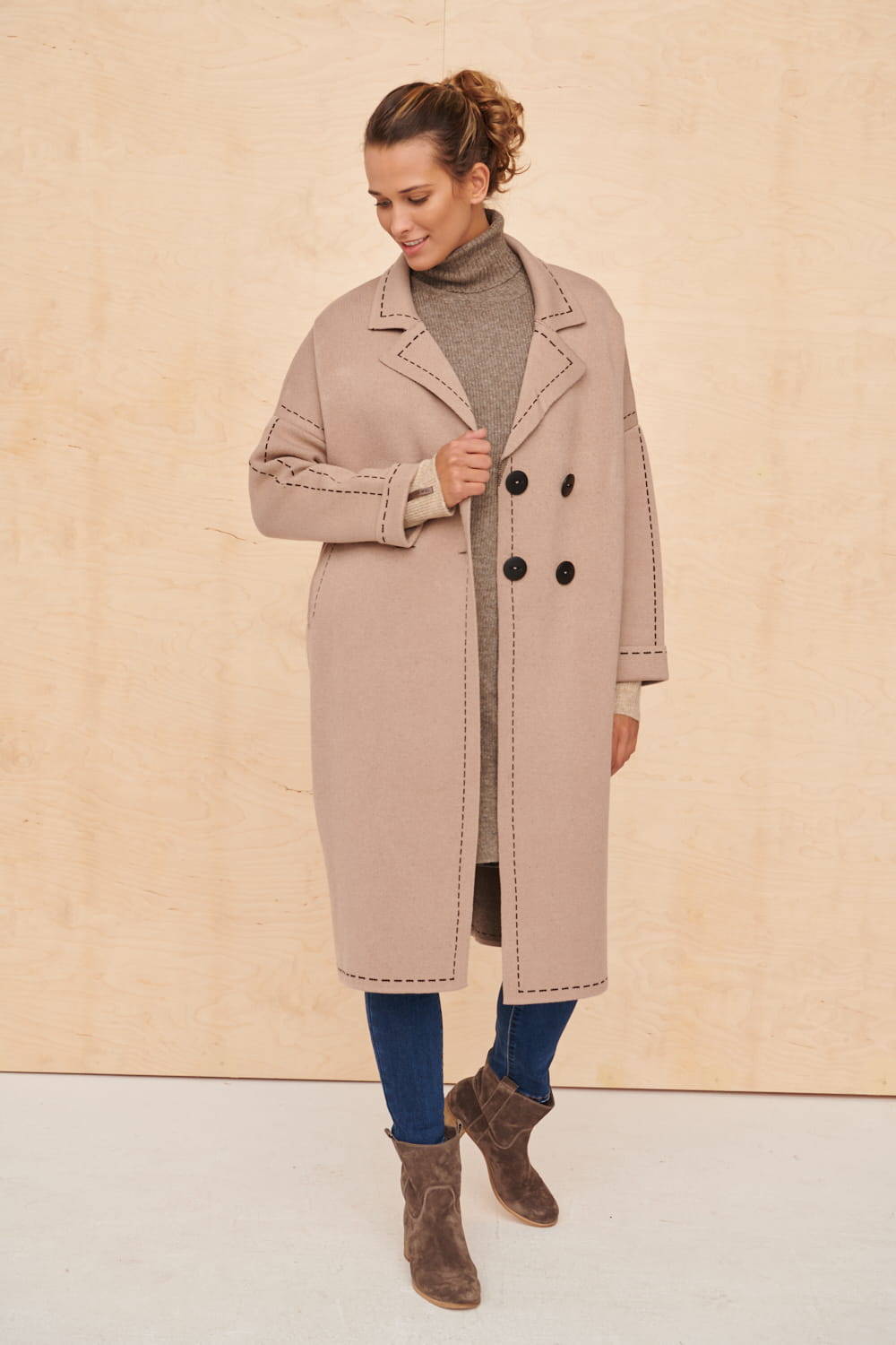 Blue Shadow latte coat cxp0898. S80
