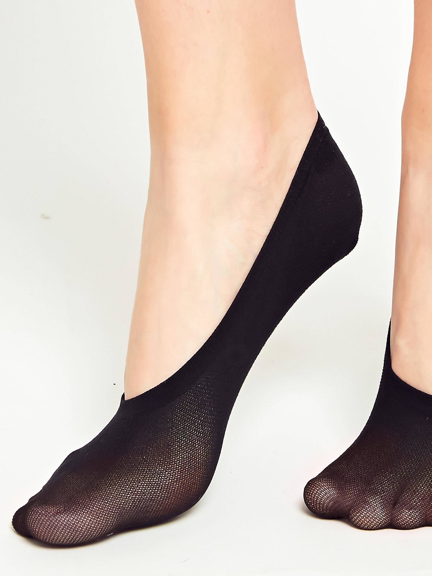 Black socks Yups ax4146a. R00