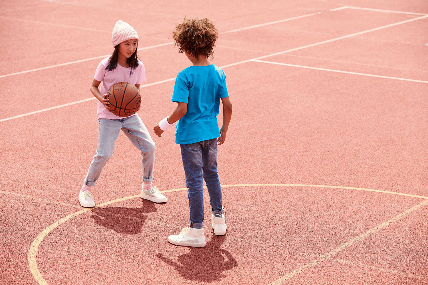 Pink Girls' T-shirt Iconic Fruit of the Loom