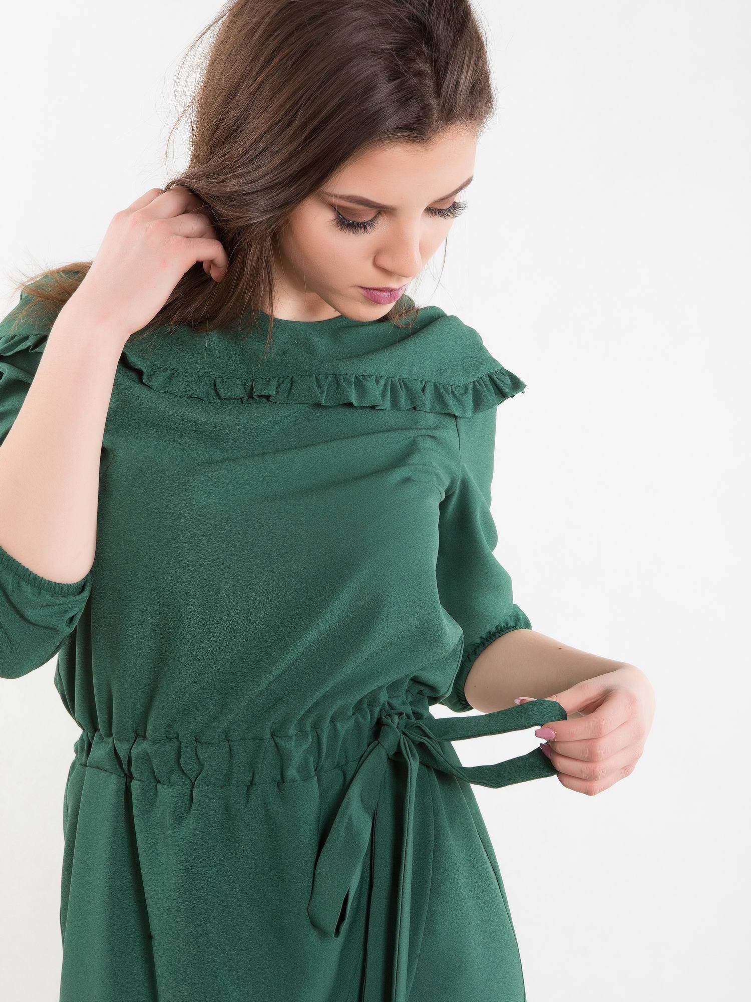 Dress with envelope bottom, tied green