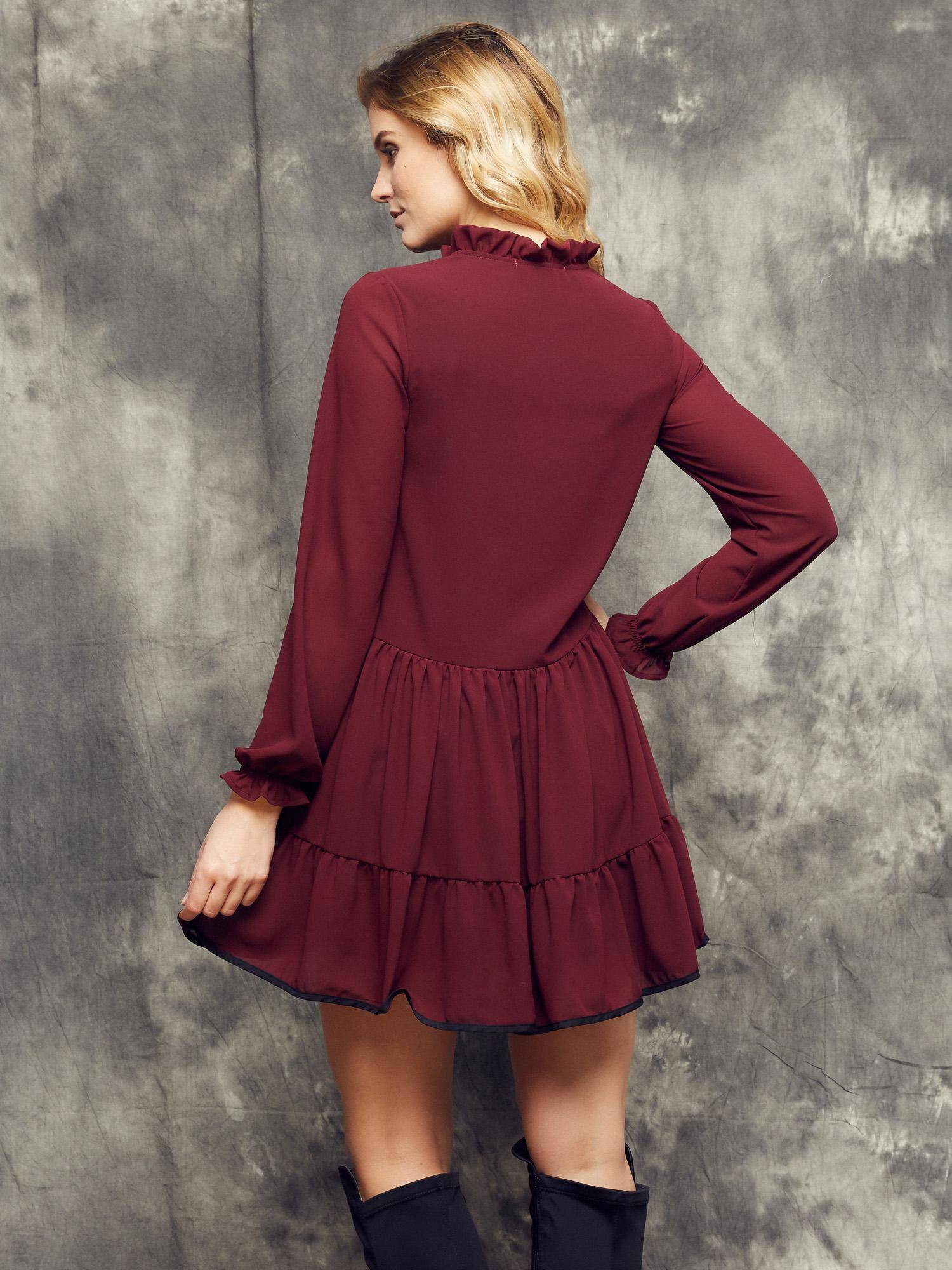 Cocomore Boutiqe dress with stand-up collar and ruffles burgundy