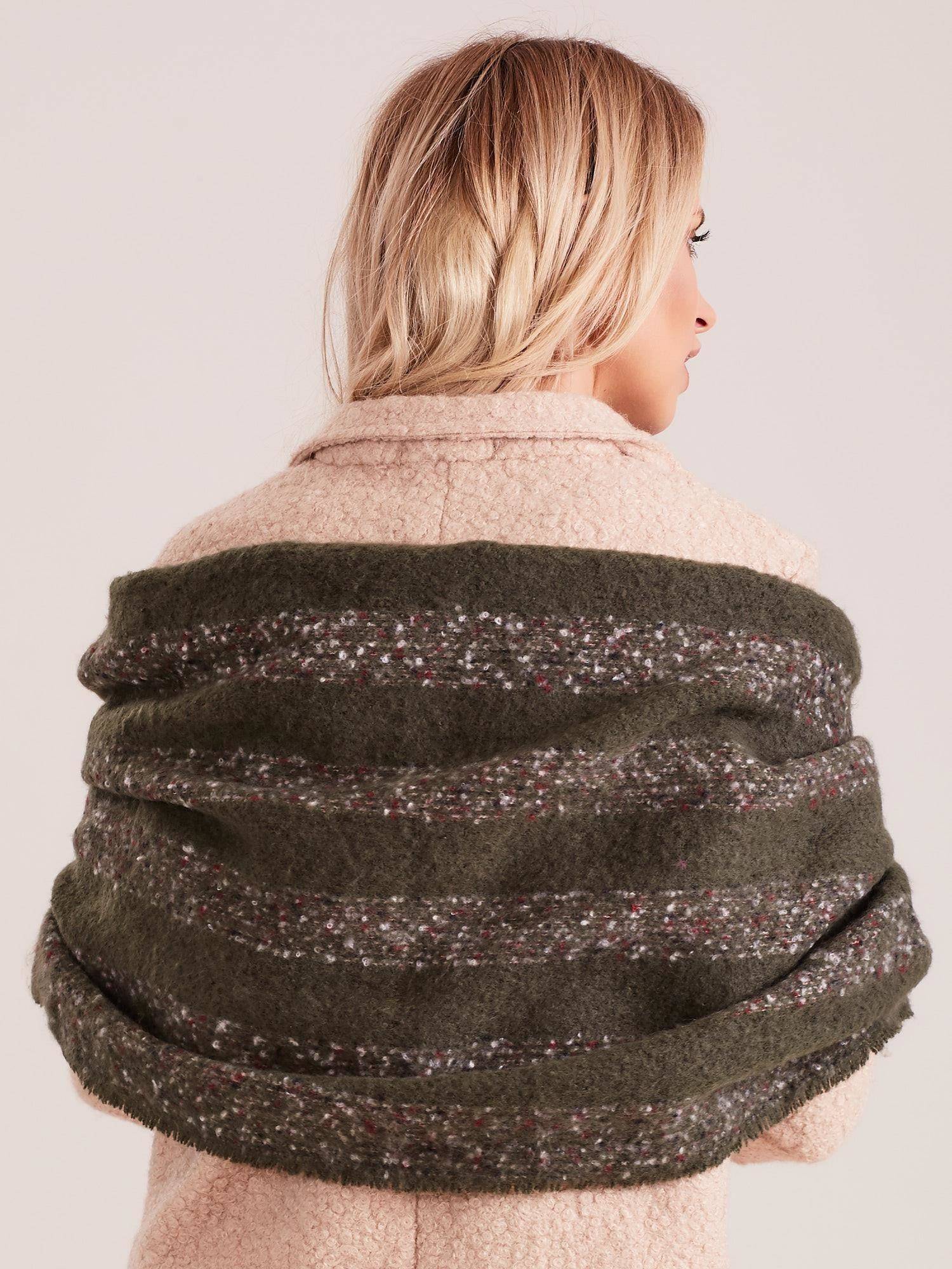 Striped scarf with fringe green