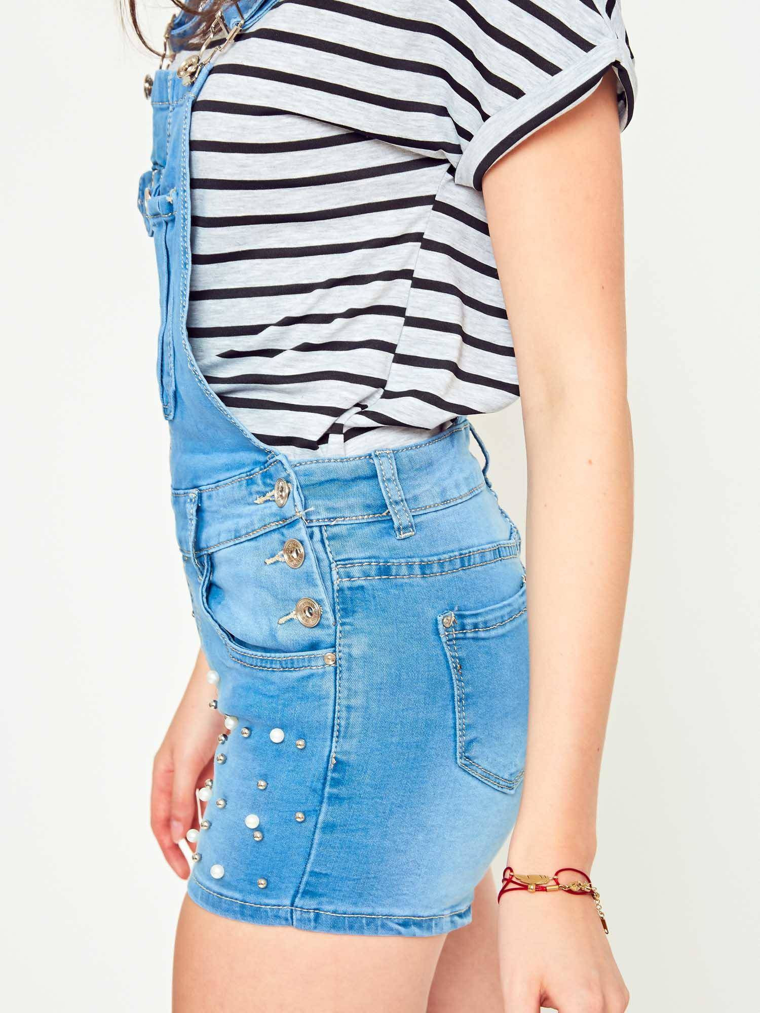 Denim dungarees shorts with blue pearls
