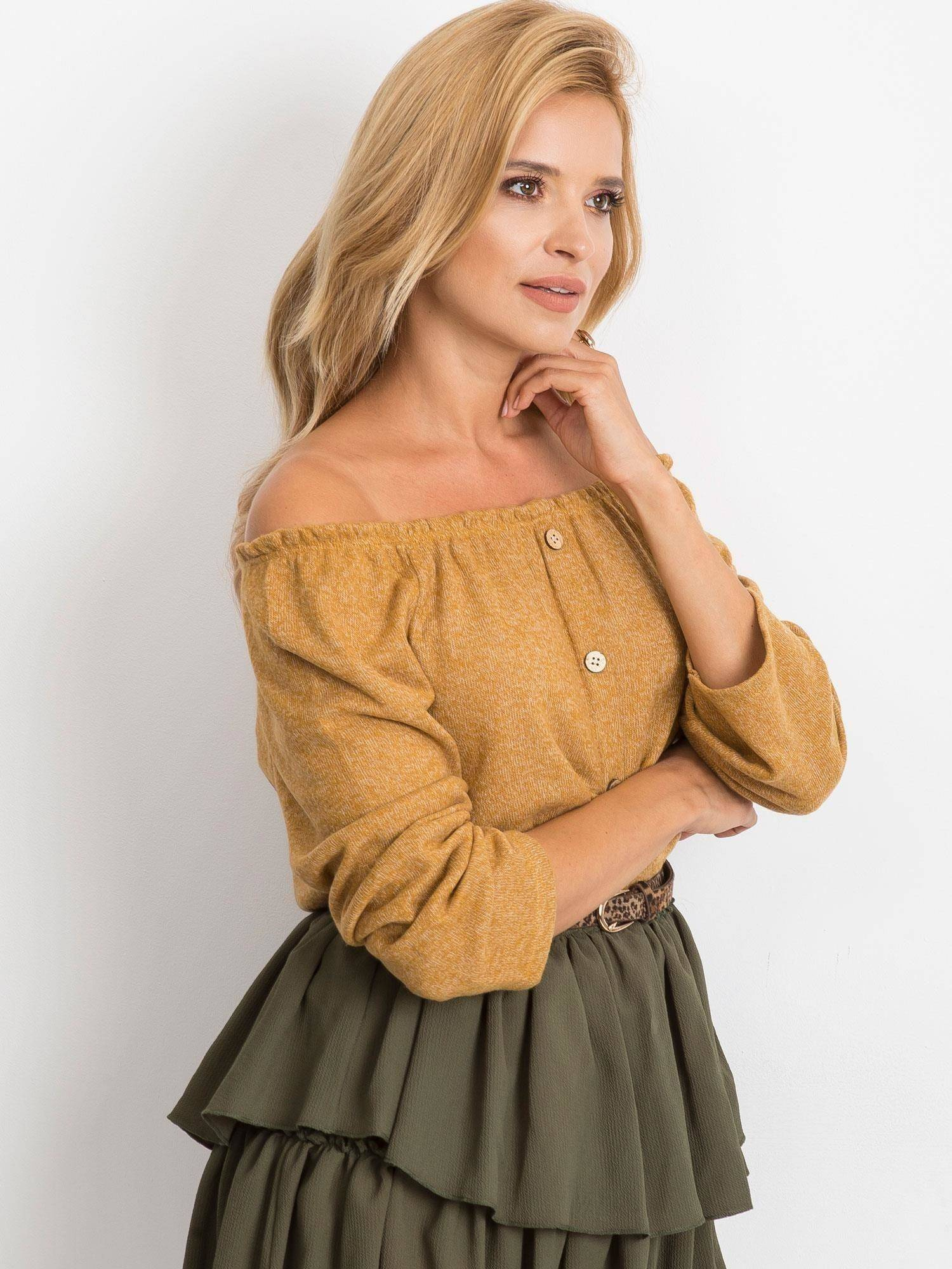 Blouse decorated with buttons at the front mustard