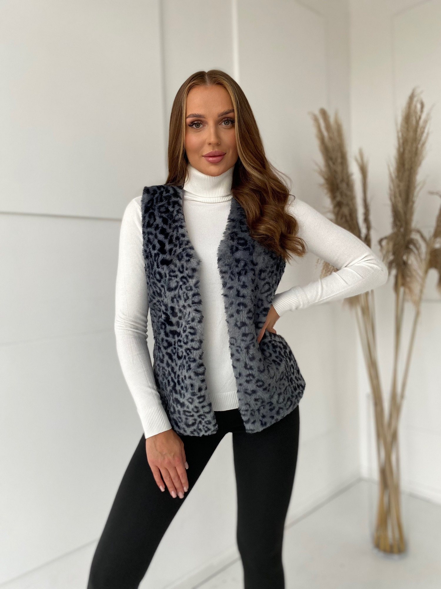 Anthracite vest Yups DT-031. R18