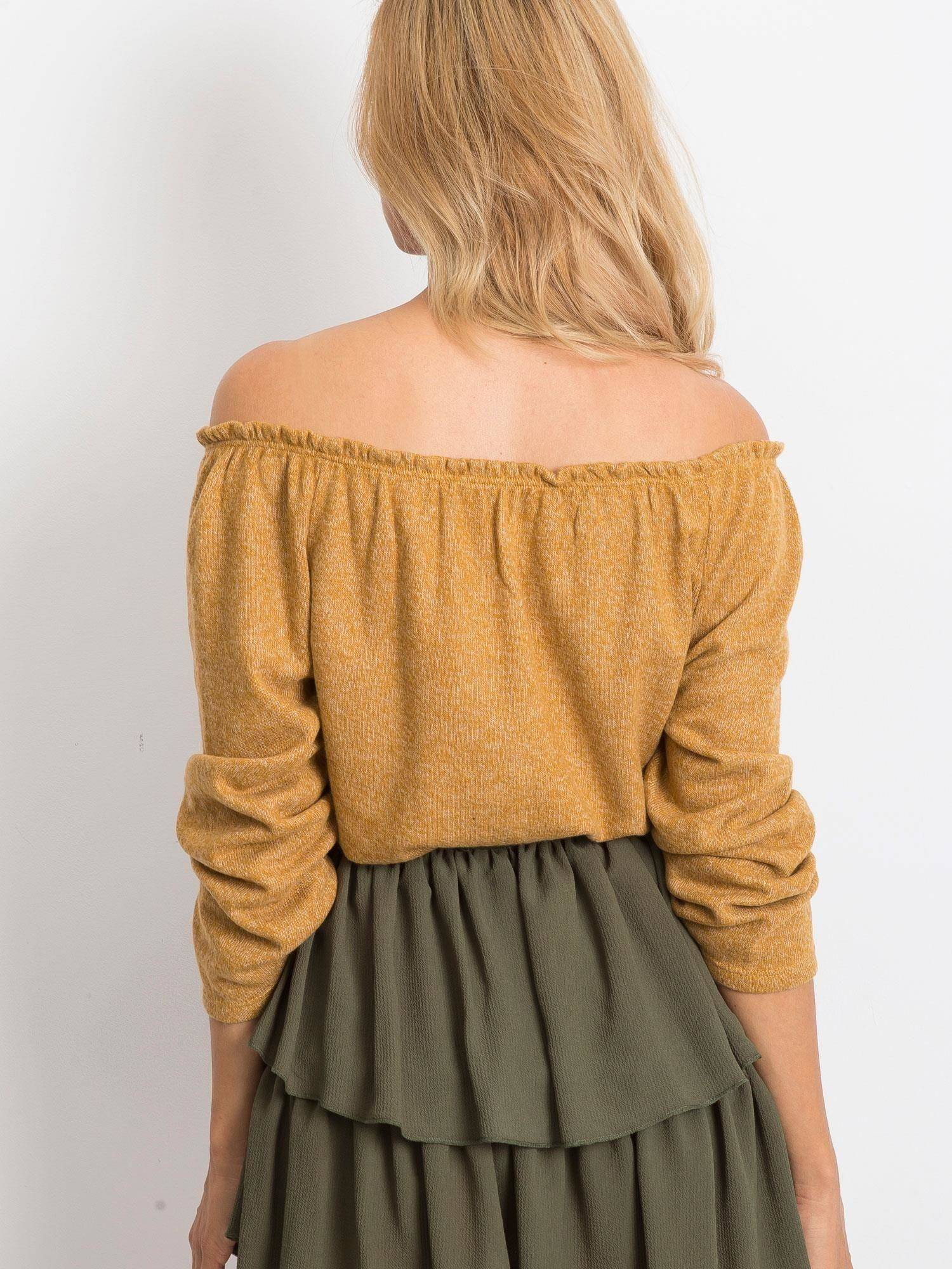 Blouse decorated with buttons at the front mustard