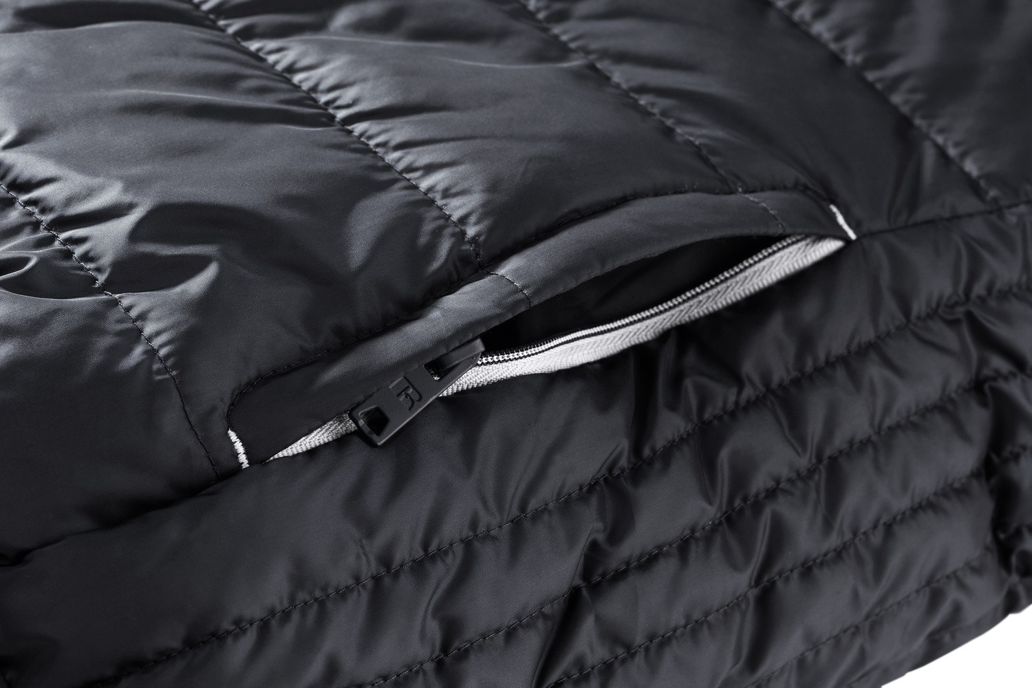 Women's Black Nano Jacket Russell