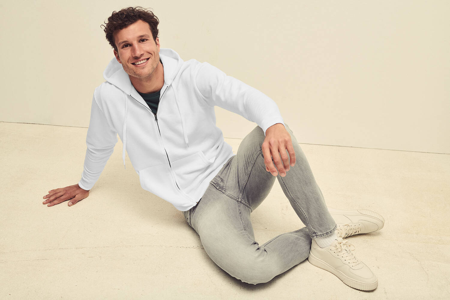 Grey Zippered Hoodie Classic Fruit of the Loom