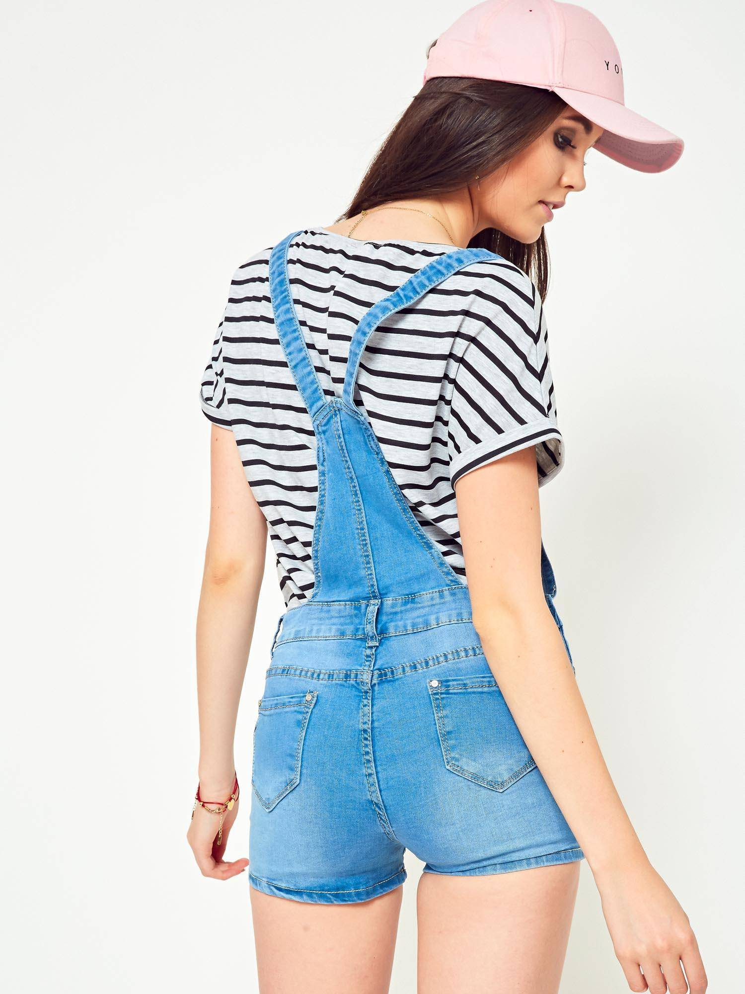 Denim dungarees shorts with blue pearls