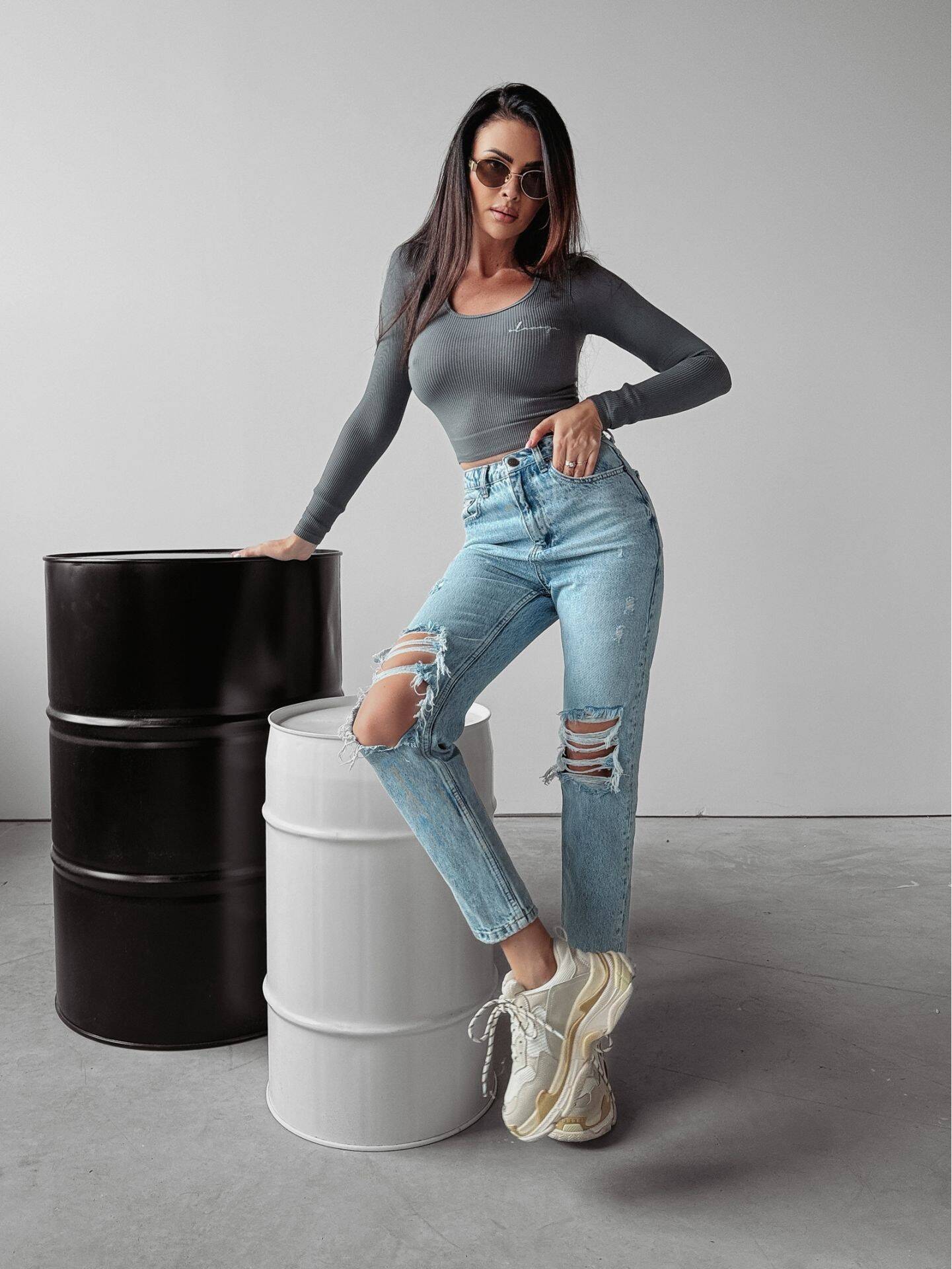 Anthracite blouse JAIDA 2023 OLAVOGA