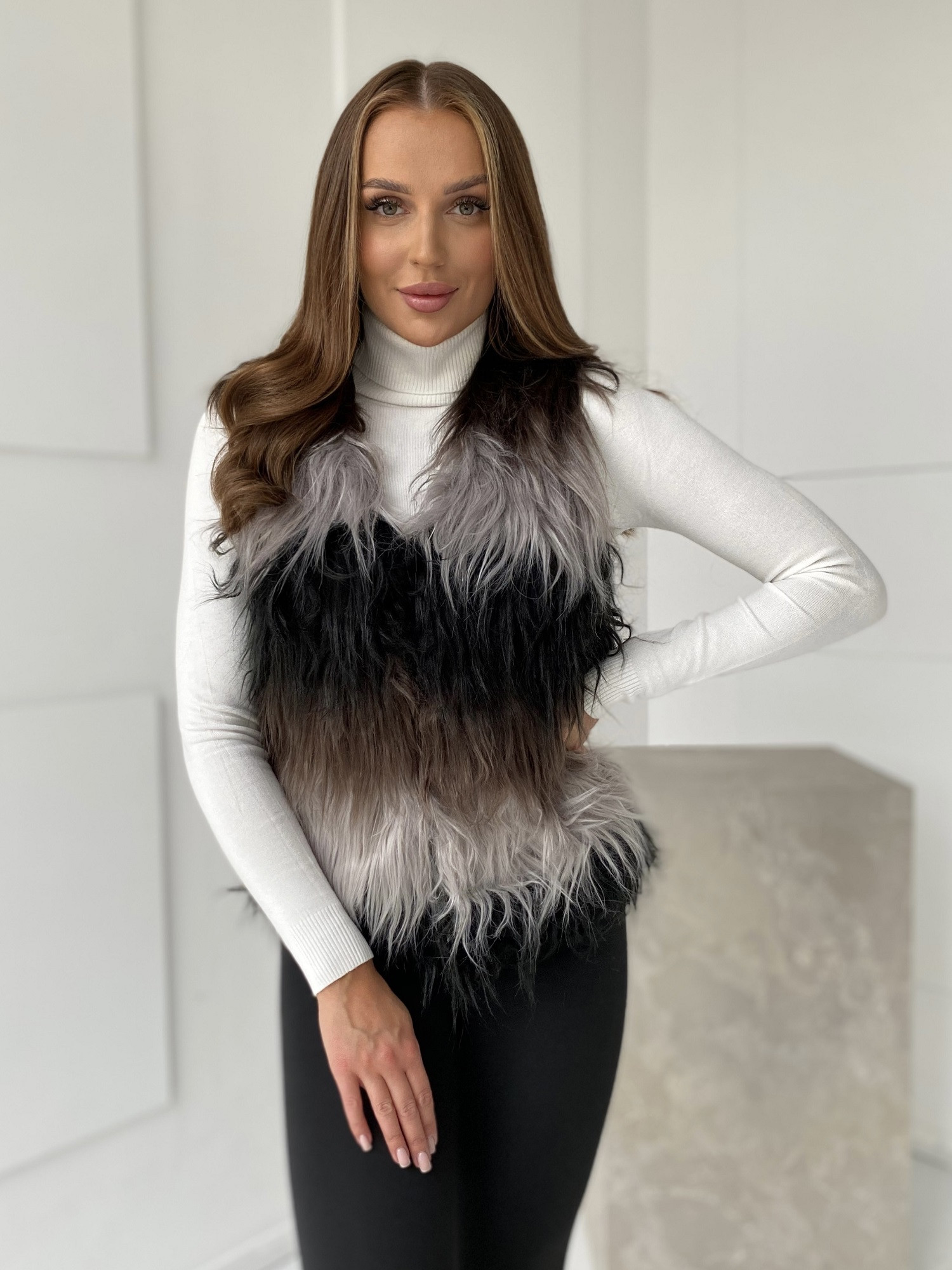 Multicolor vest Yups DT-067. R00