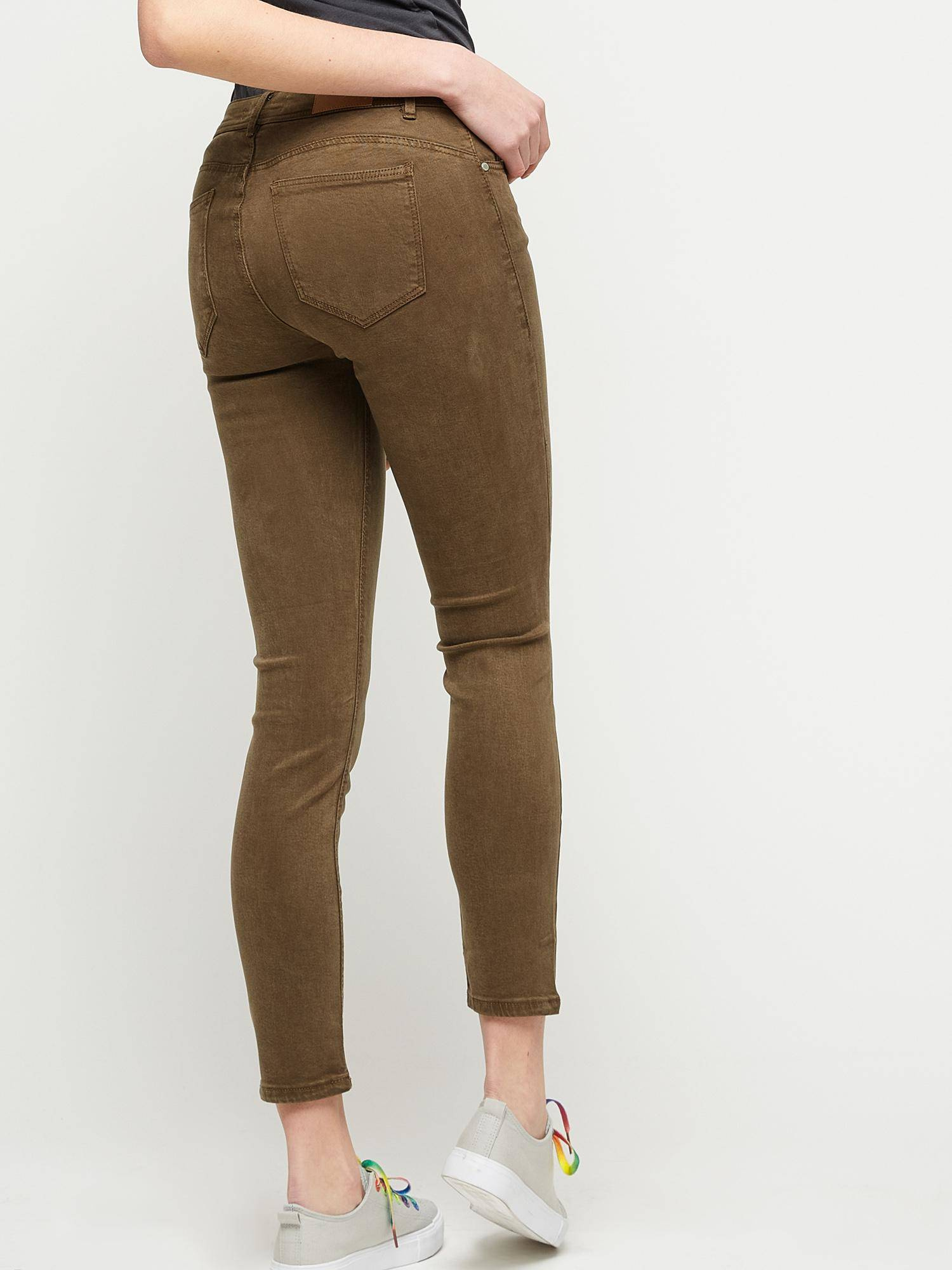 Blugi kaki Yups cmu0421. R69