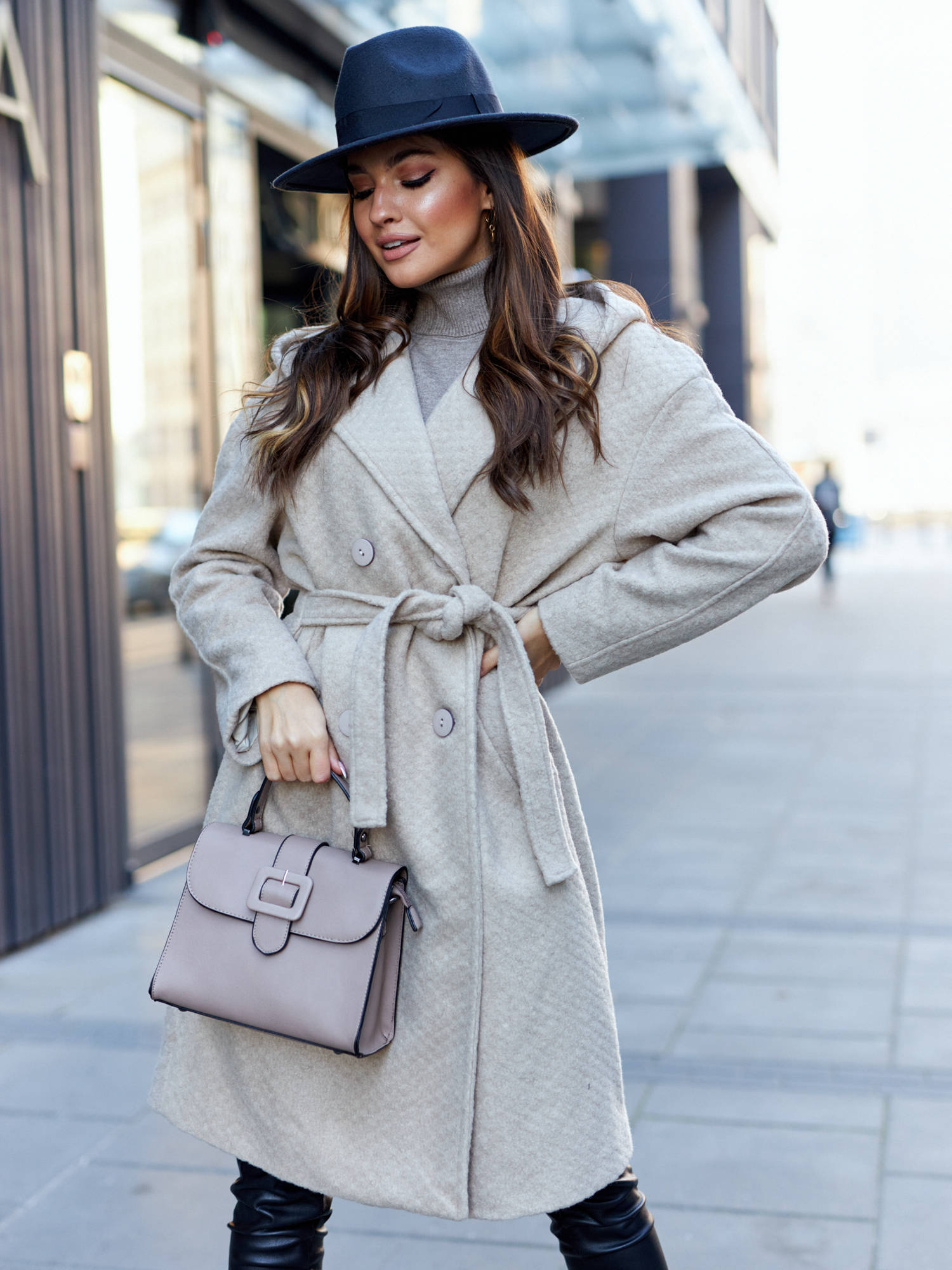 Coat Beige By O La La Cxp0968. R40