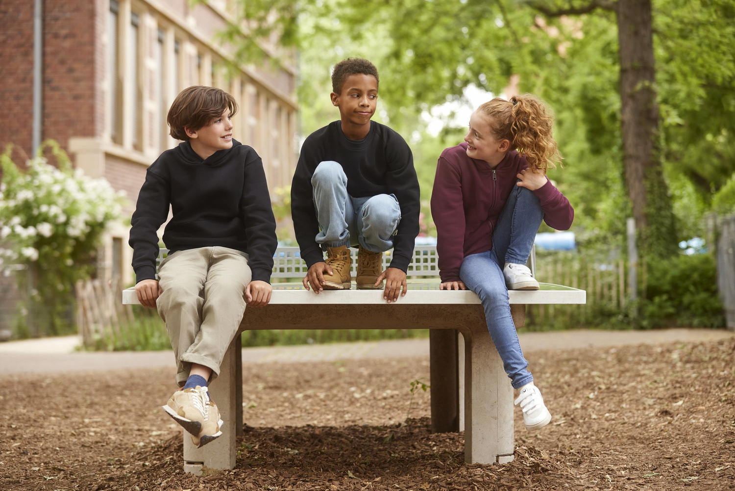 Black children&#039;s hoodie Authentic Russell