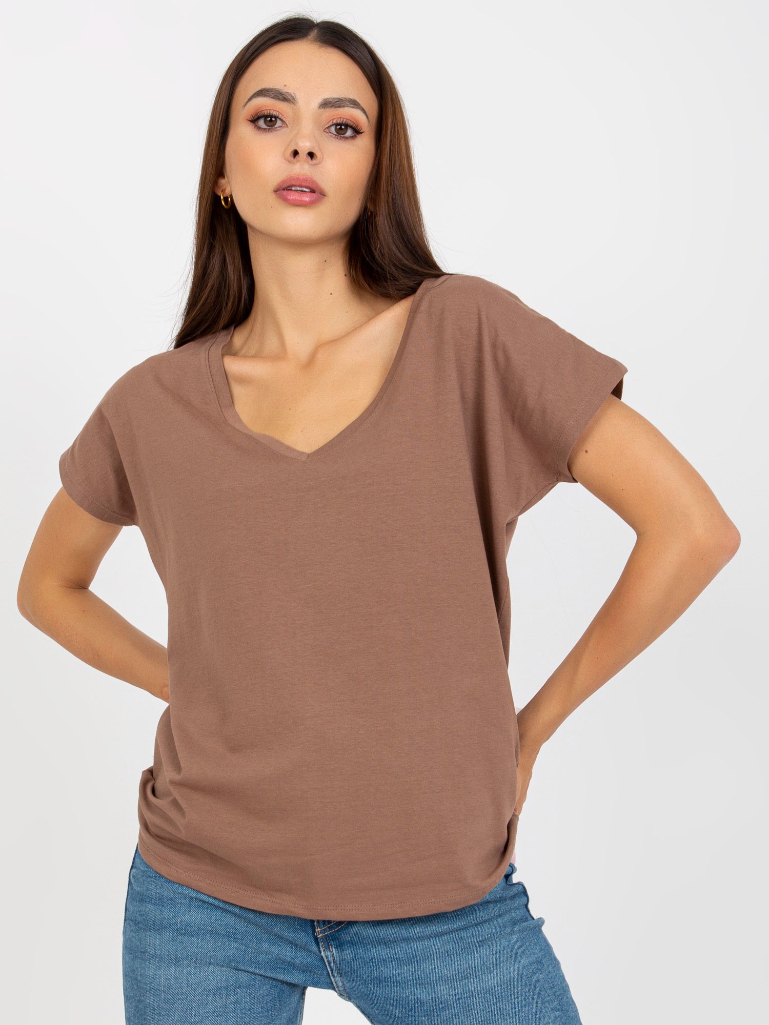 Cappuccino cotton v-neck t-shirt BASIC