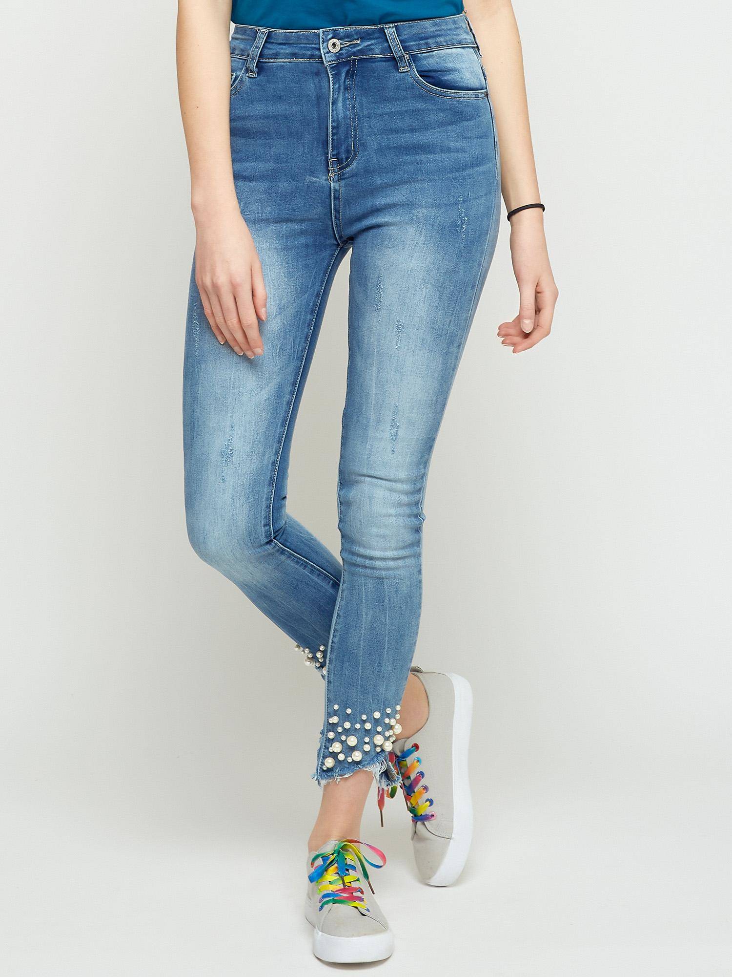 Levně Jeans decorated with abrasions and pearls blue