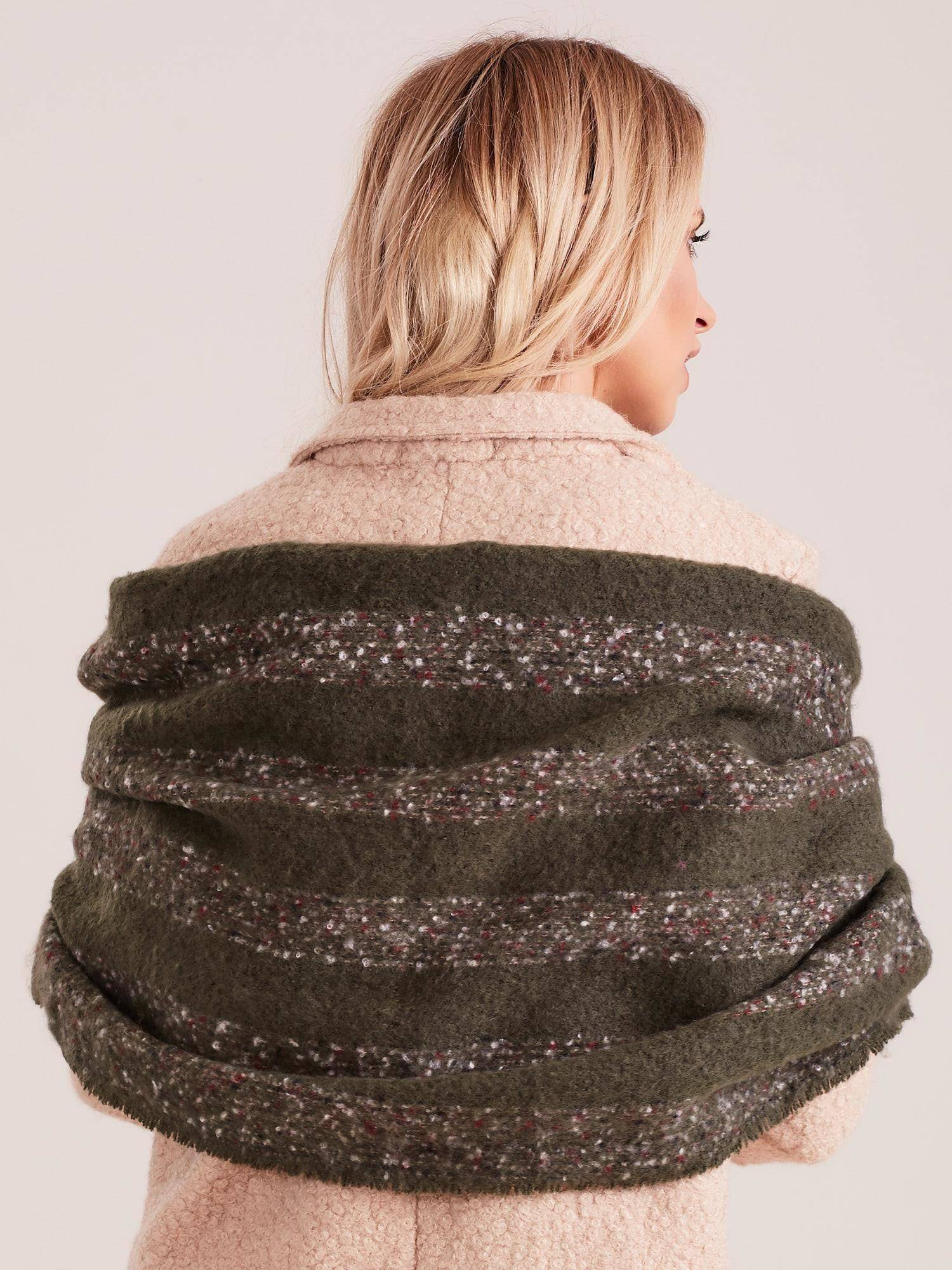 Striped scarf with fringe green