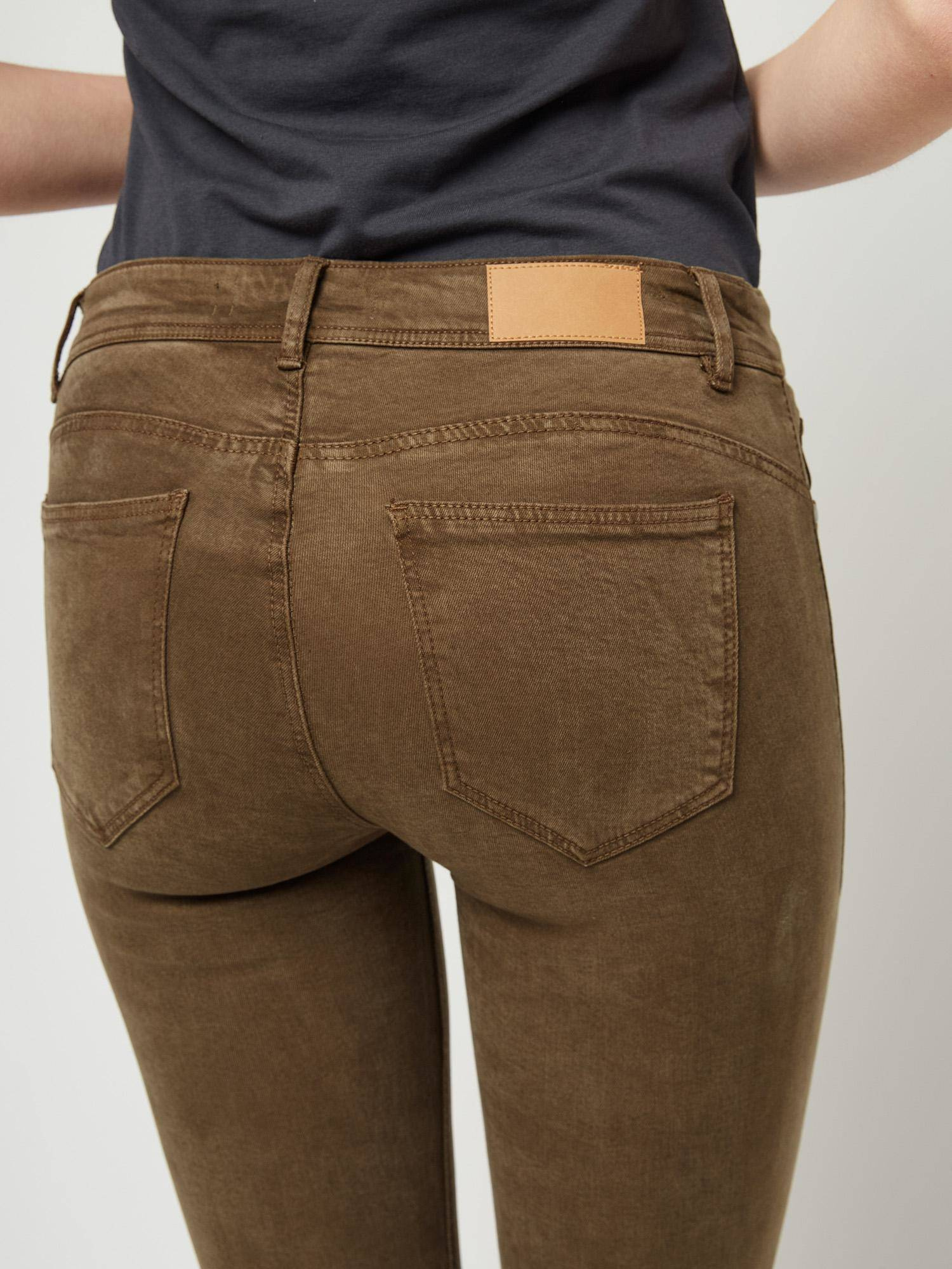 Blugi kaki Yups cmu0421. R69