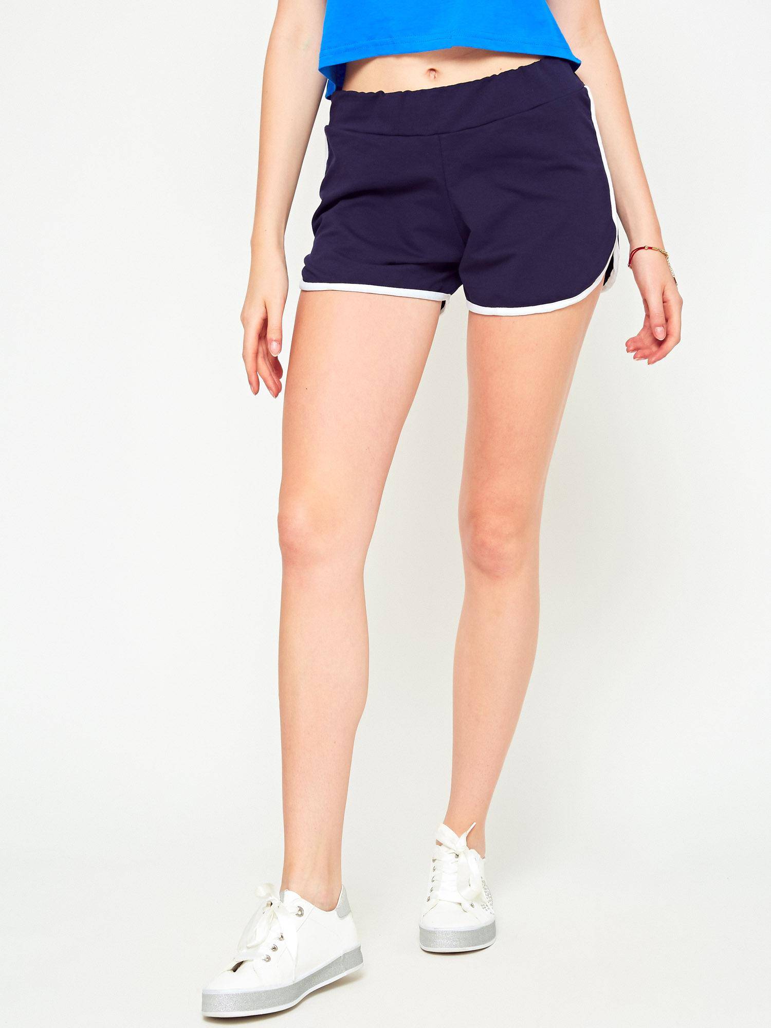 Sports Shorts With Contrasting Trimming Navy Blue