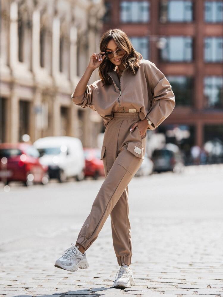 Beige loose jacket with zipper Cocomore