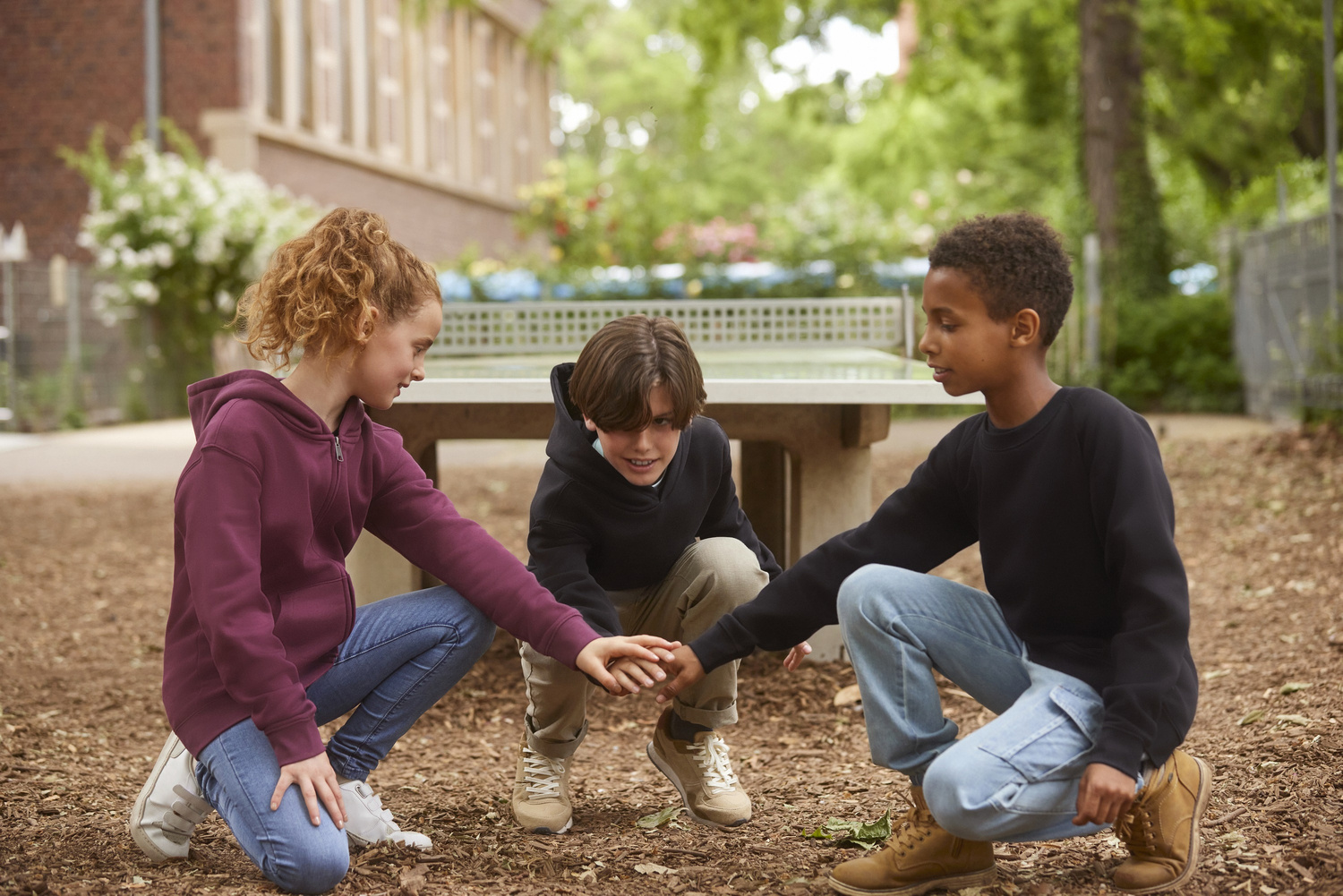 Black children&#039;s hoodie Authentic Russell