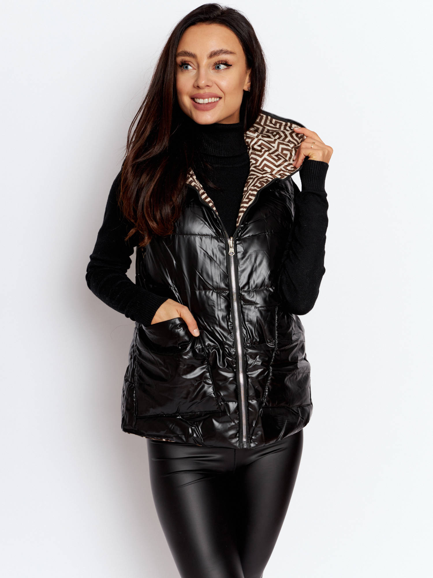 Black vest Yups cx4291. R21