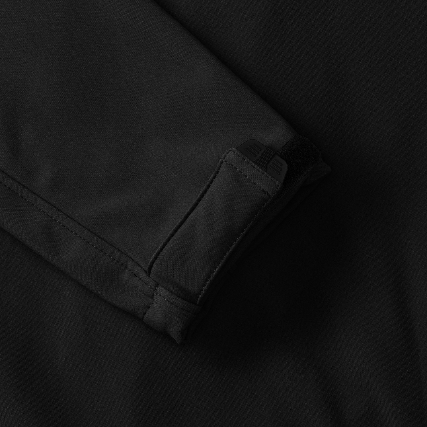 Men&#039;s Black Soft Shell Russell Jacket