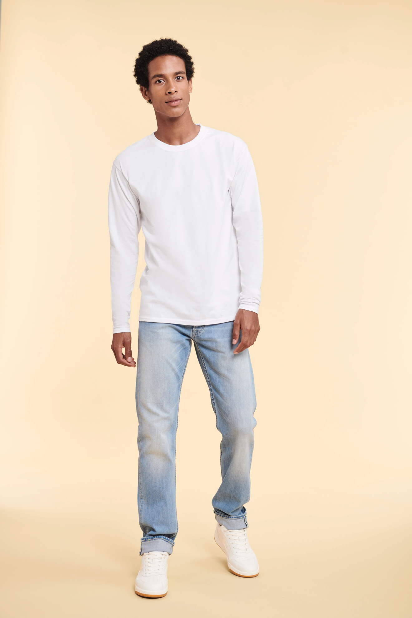 White Men's T-shirt Iconic 195 Ringspun Premium Fruit of the Loom