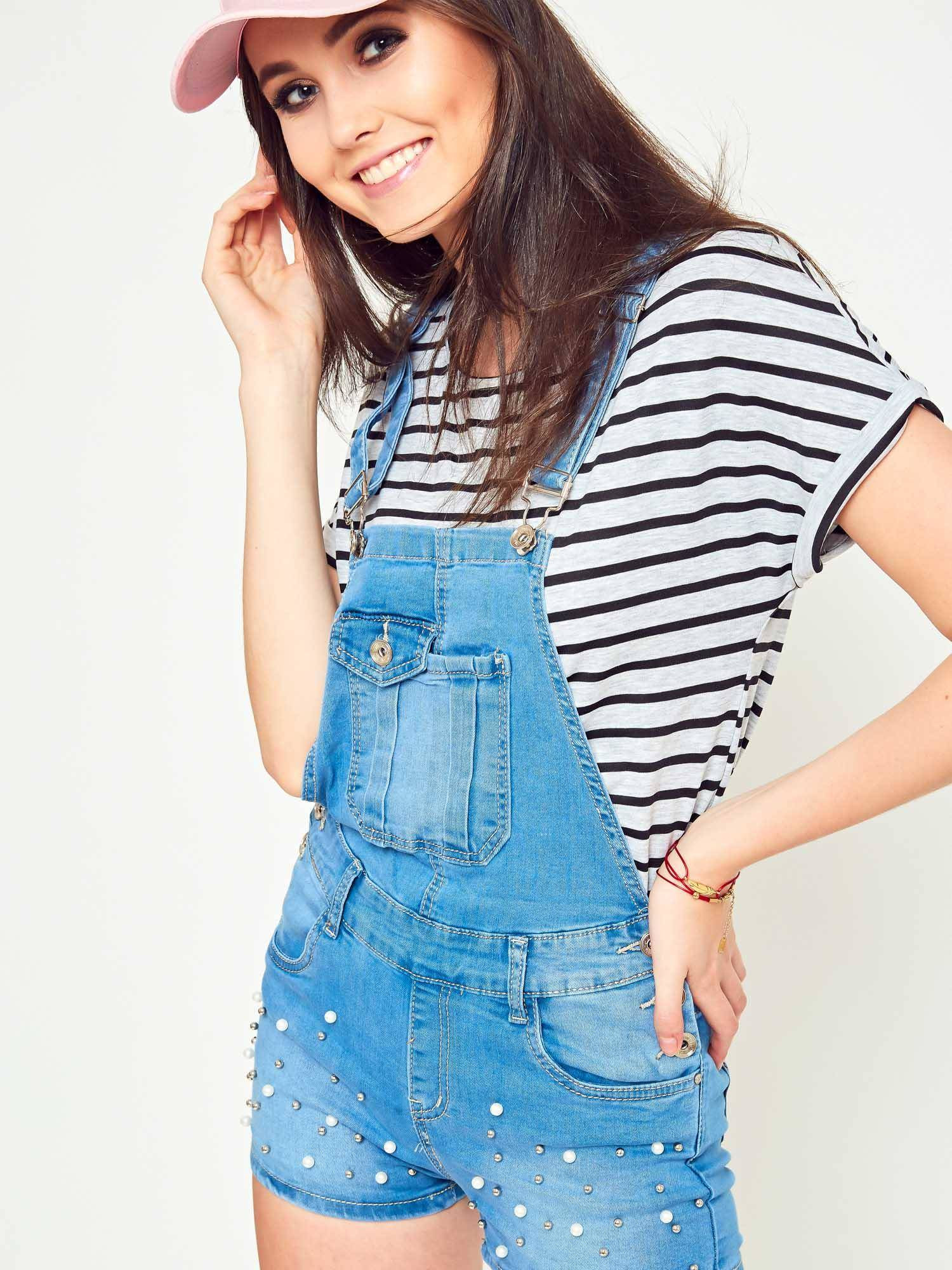 Denim dungarees shorts with blue pearls