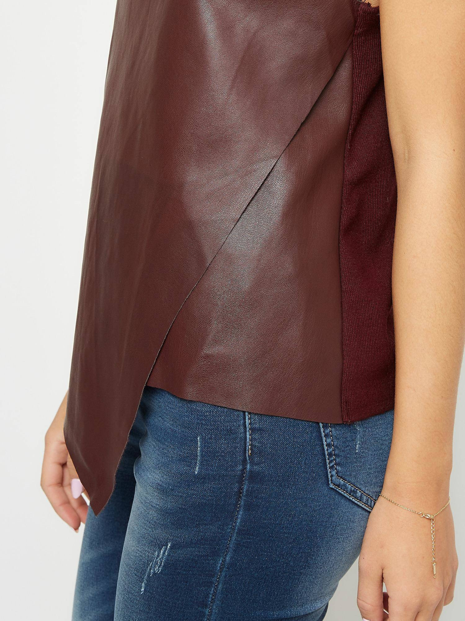 Top burgundy Yups car0057. R17