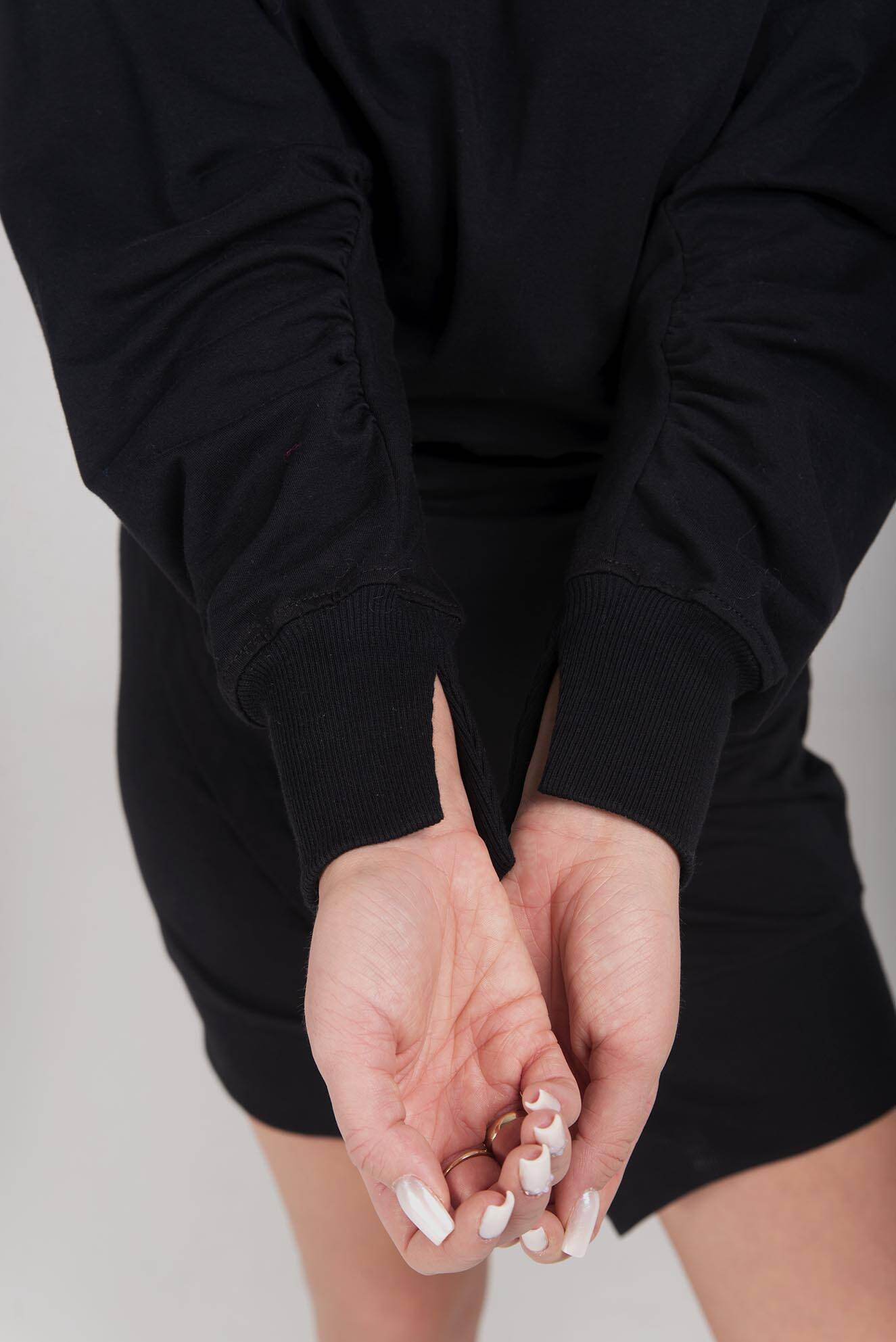 Black sweatshirt dress By o la la