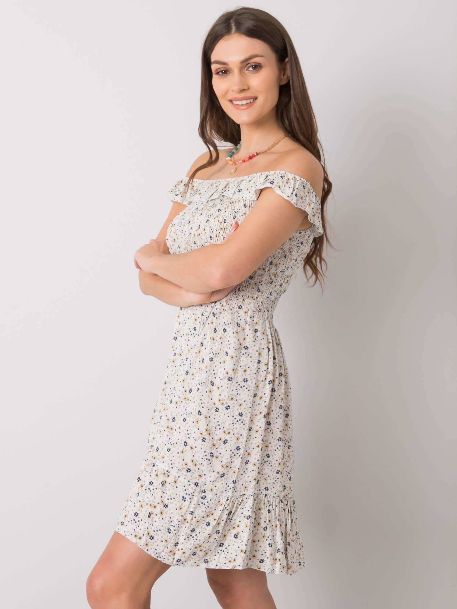 Beige dress Yups wwd5601. R02