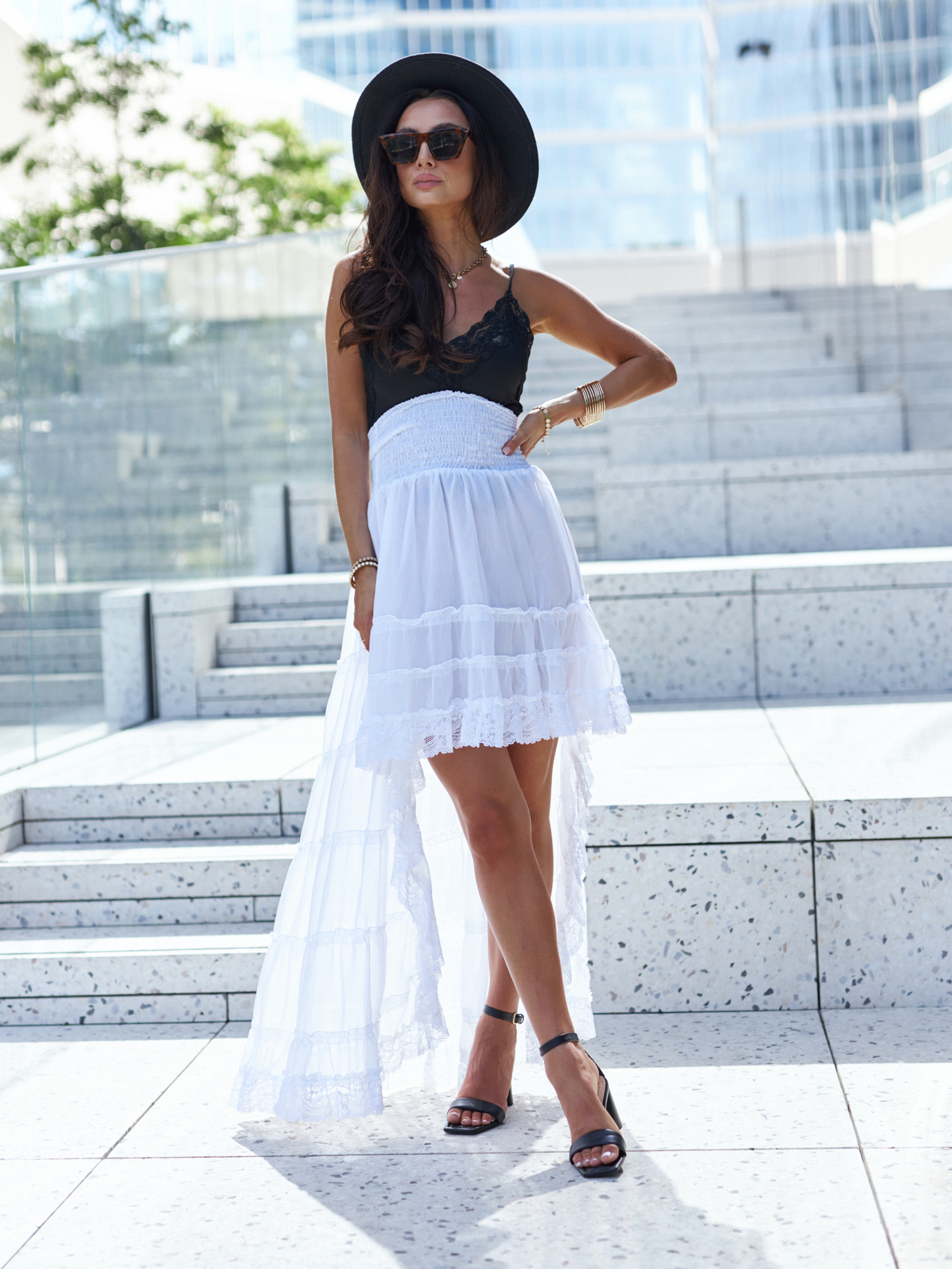 White dress By o la la wxp0804. R01