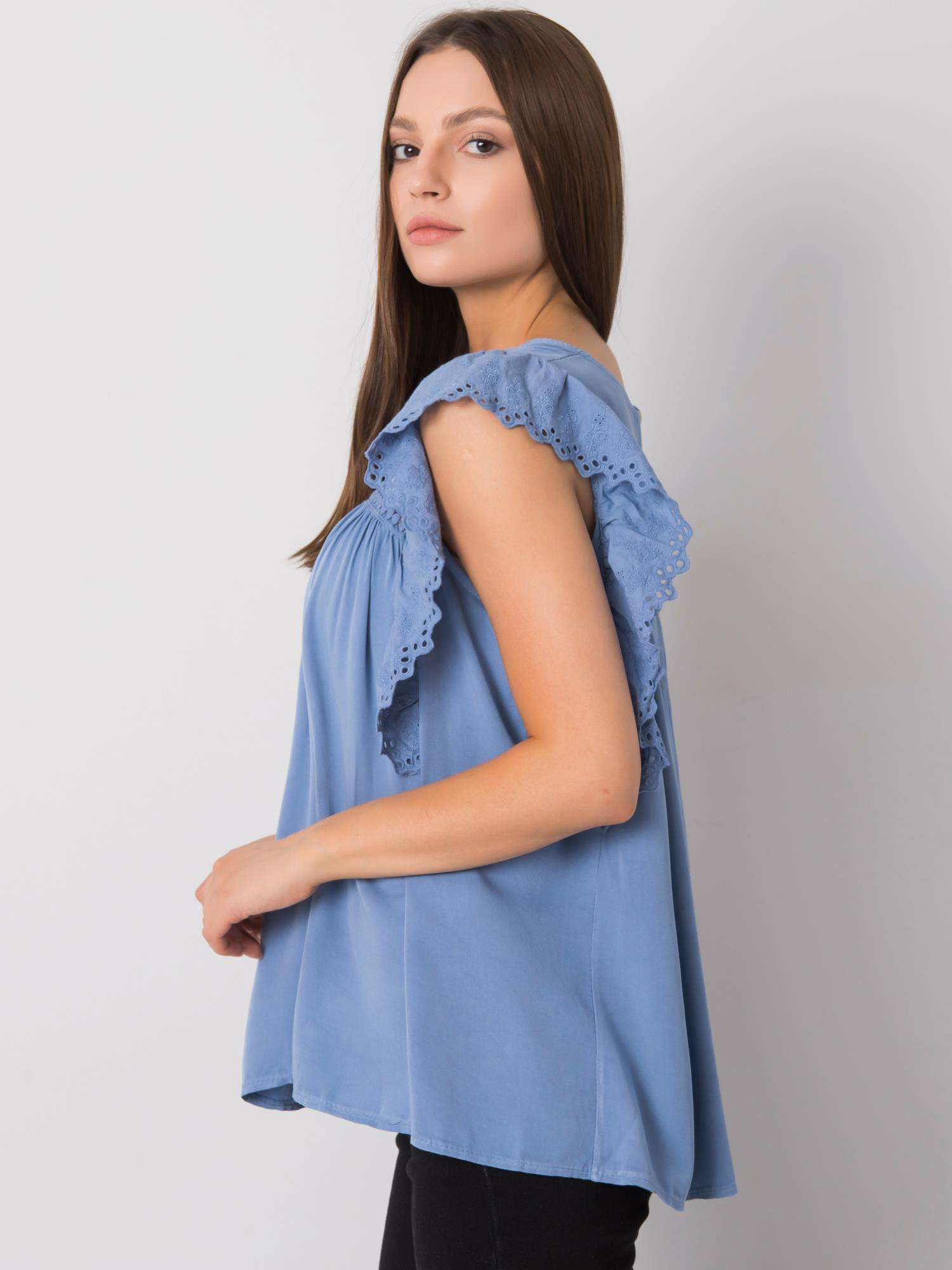 Blue blouse Yups awd0467. R13
