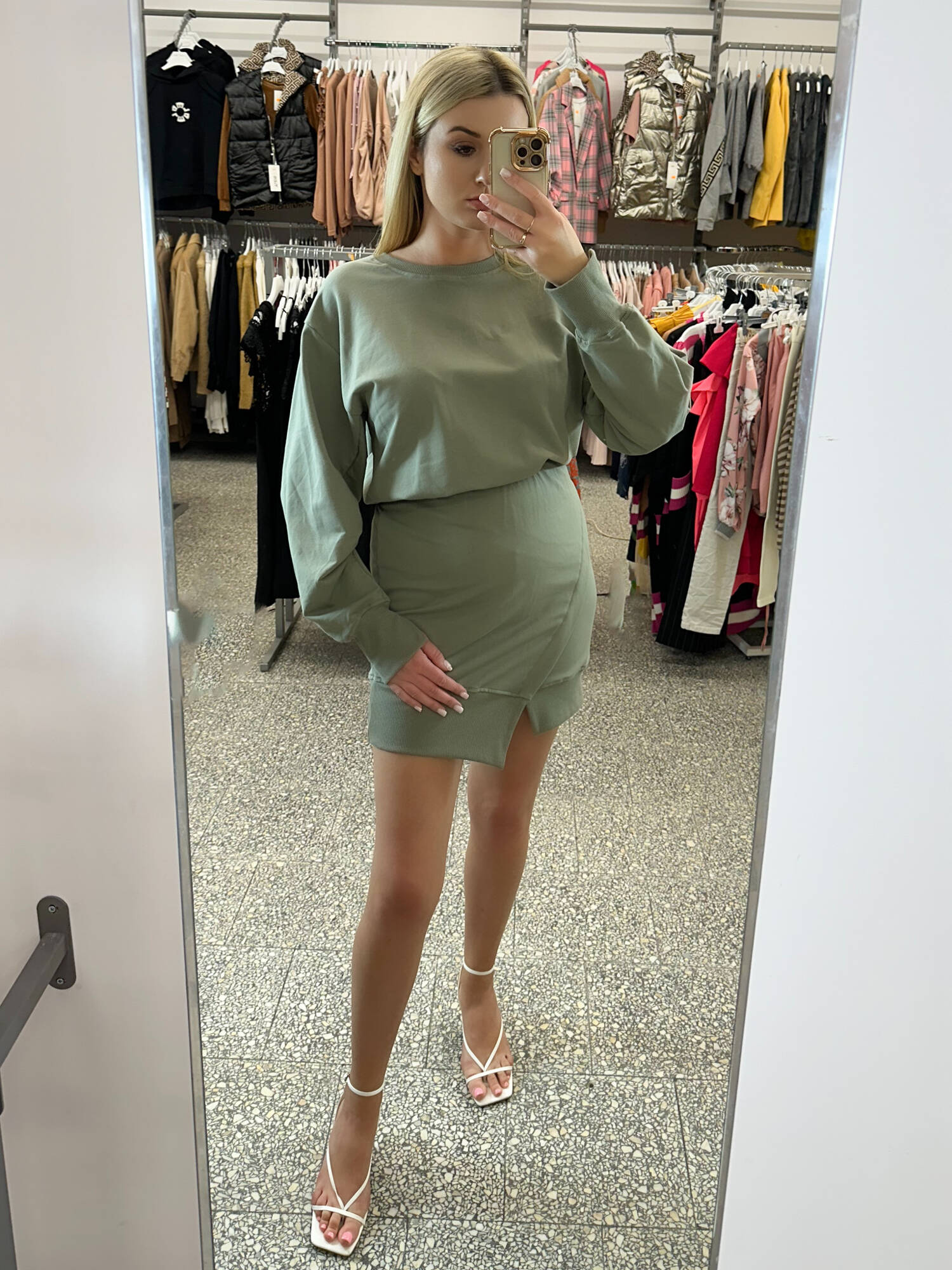 Khaki sweatshirt dress By o la la