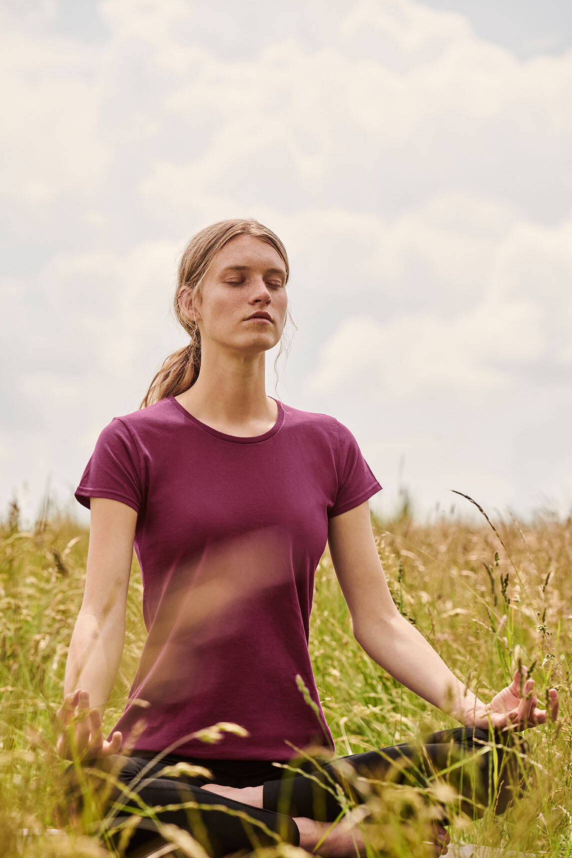 Iconic Burgundy Women's T-shirt in combed cotton Fruit of the Loom