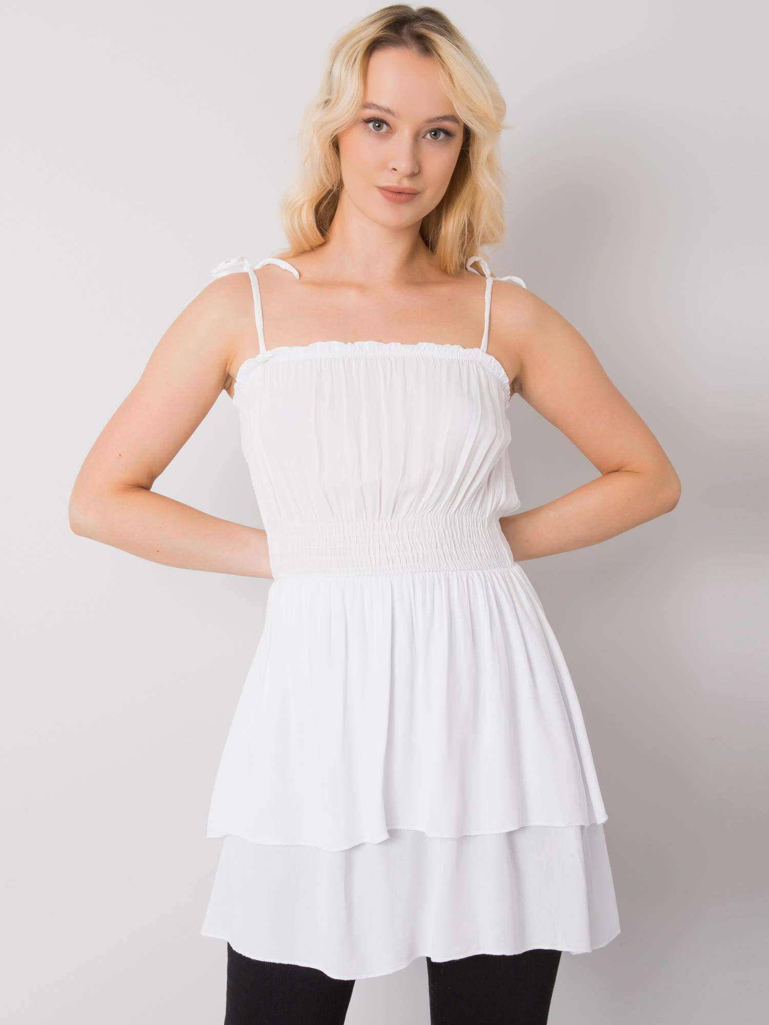 White tunic Yups wwd0468. R01