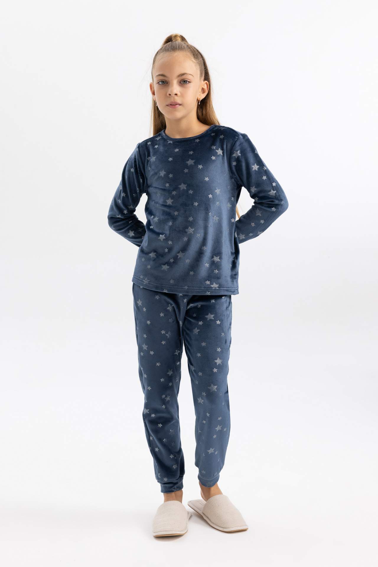 DEFACTO Girl Regular Fit Velvet 2 Piece Pajama Set