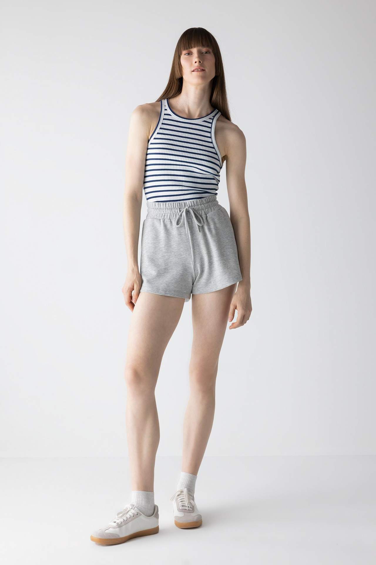 DEFACTO Regular Fit Thick Fabric Shorts
