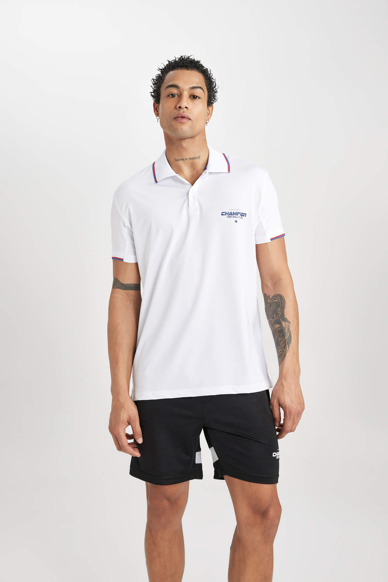 Levně DEFACTO Standard Fit Polo Collar Printed Polo T-Shirt