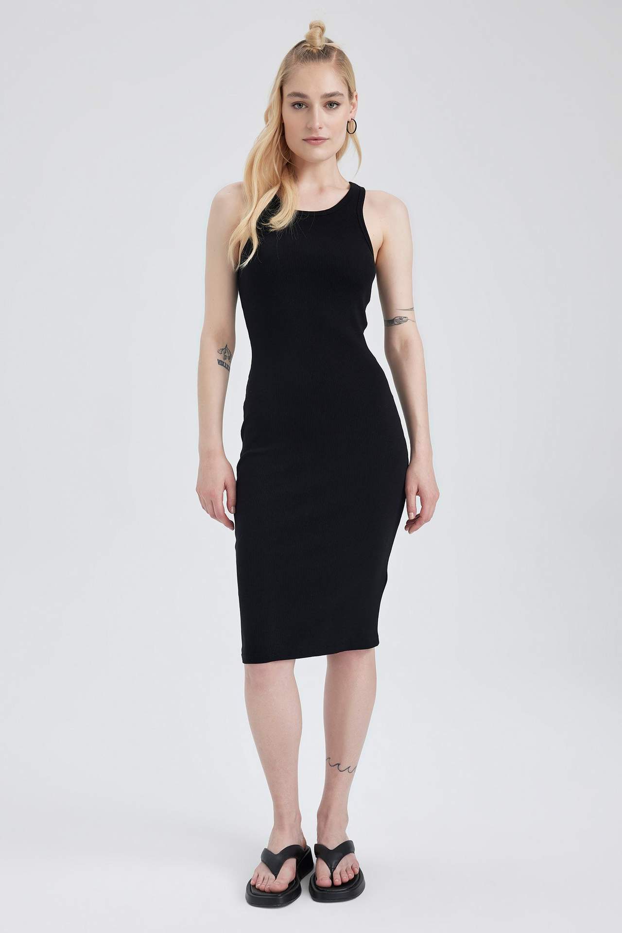 DEFACTO Bodycon Basic Halter Neck Cotton Midi Dress