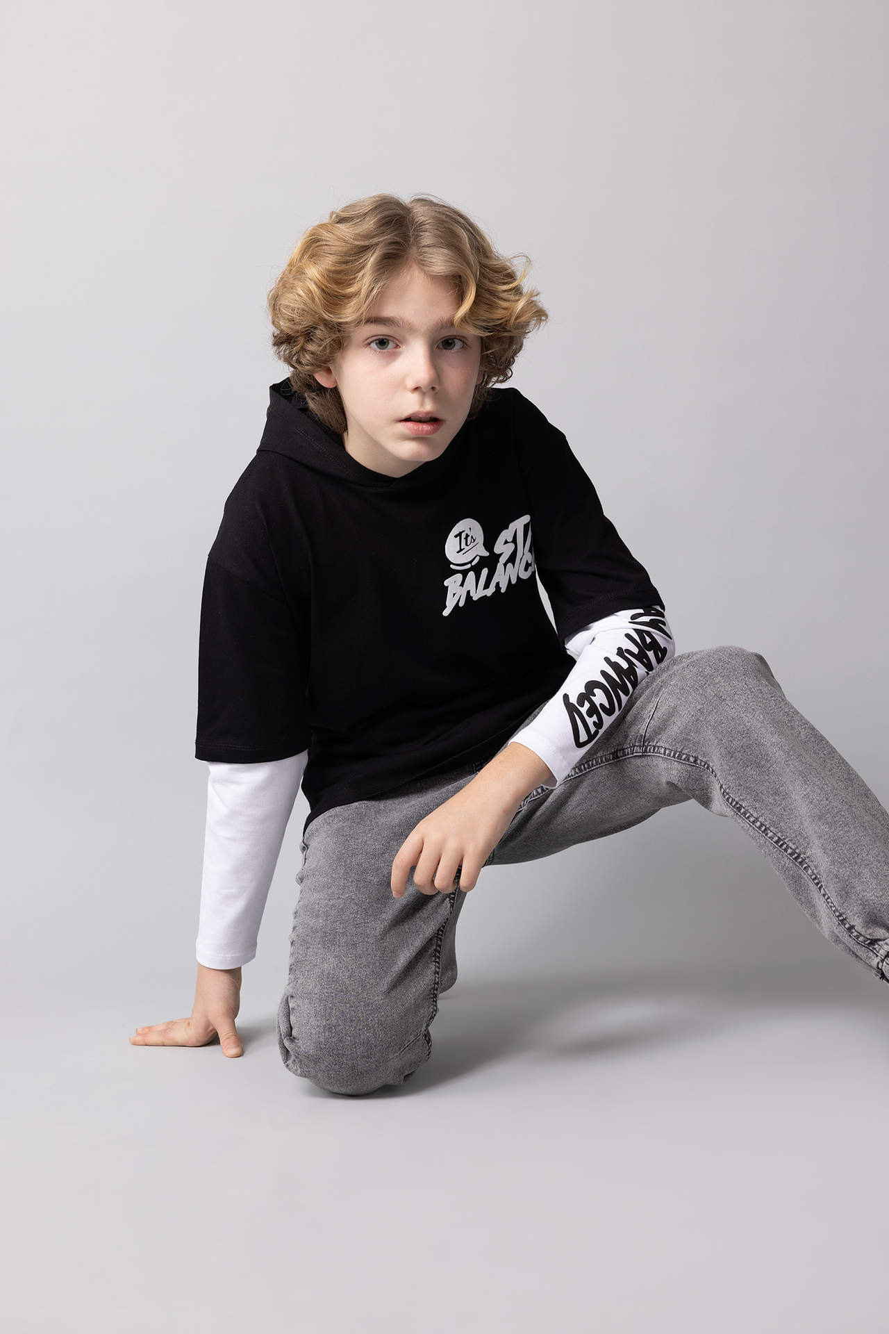 DEFACTO Boy Oversize Fit Hooded Long Sleeve T-Shirt
