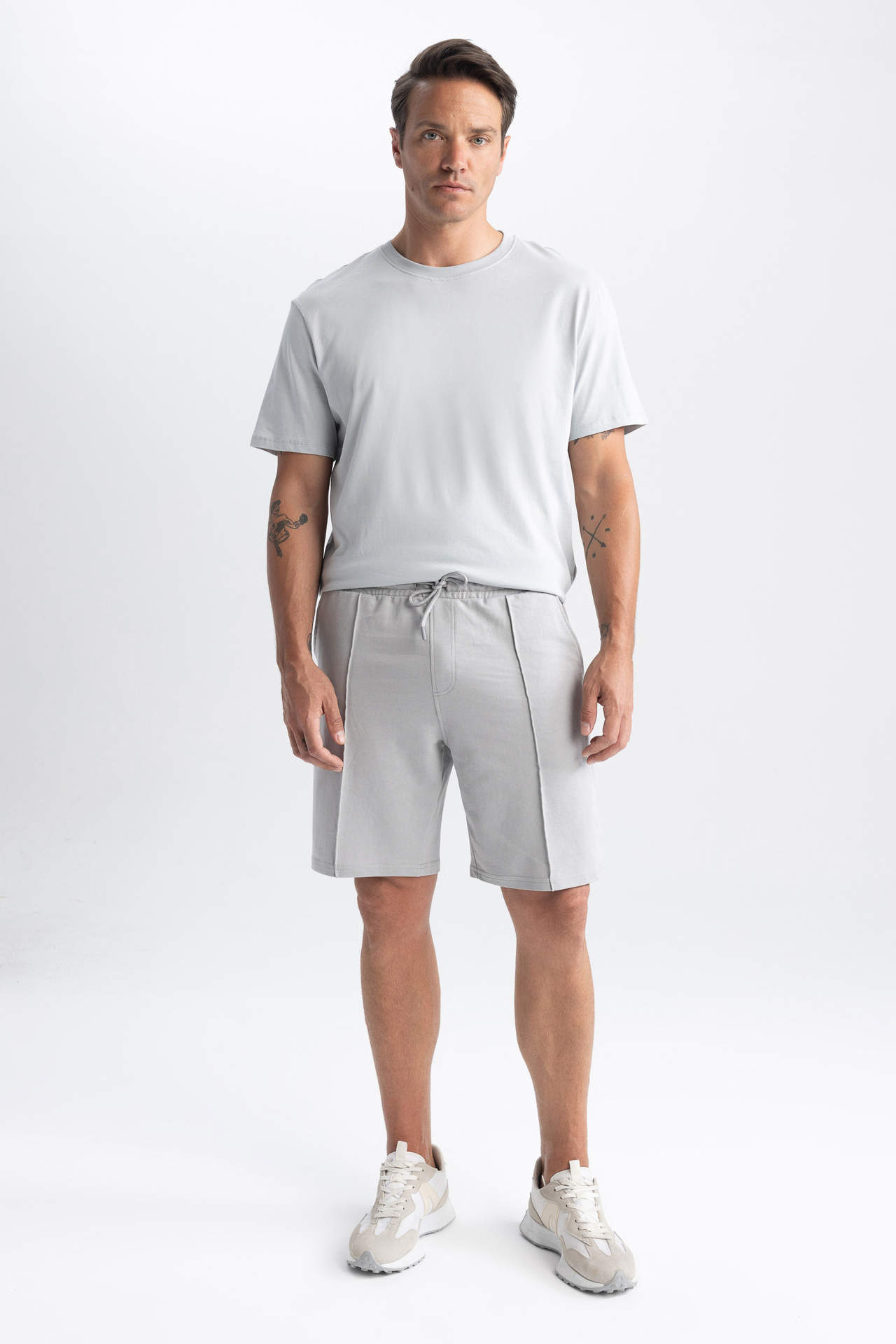 DEFACTO Slim Fit Sweatshirt Fabric Shorts